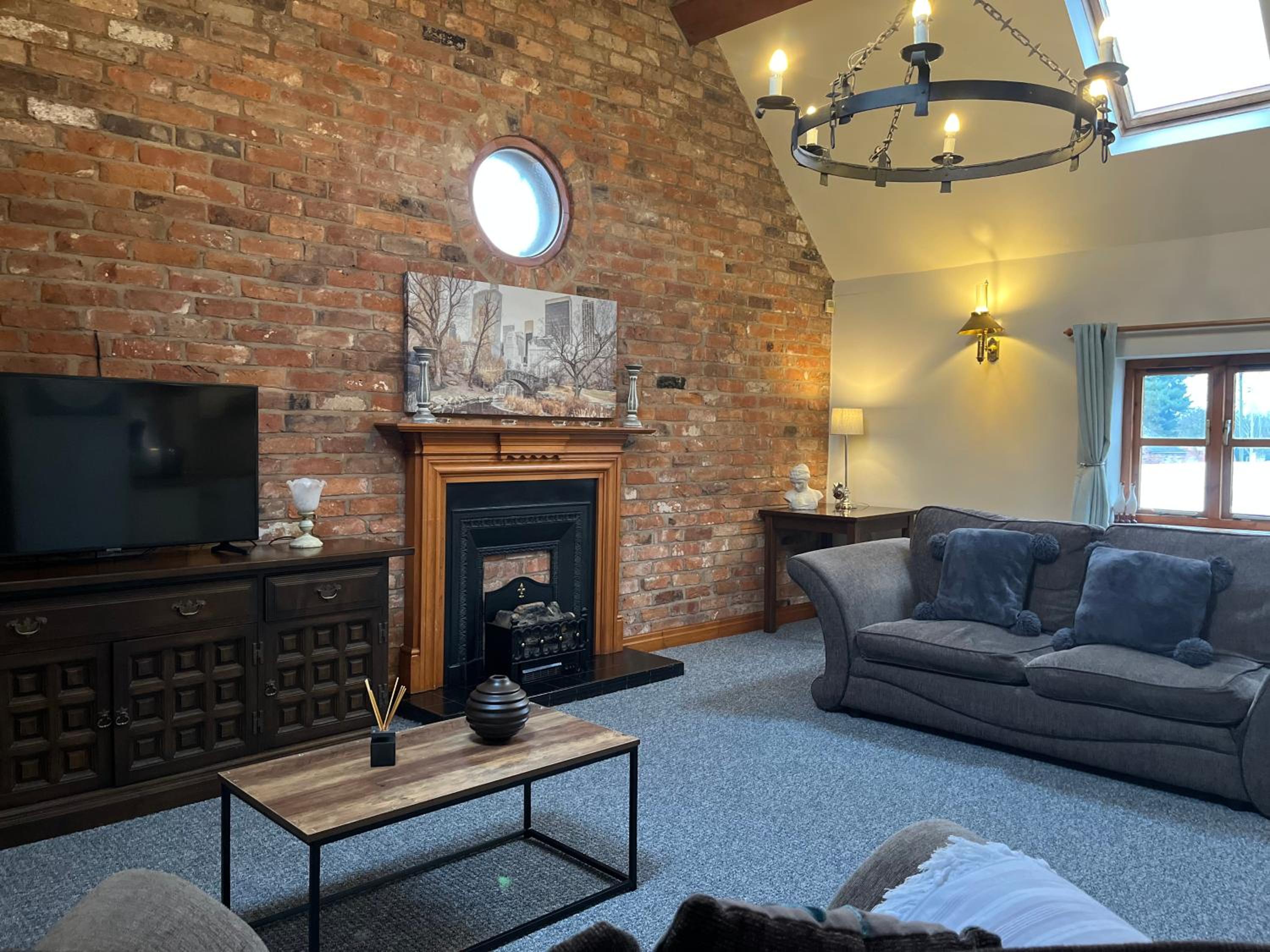 Pillory House Loft Apartment