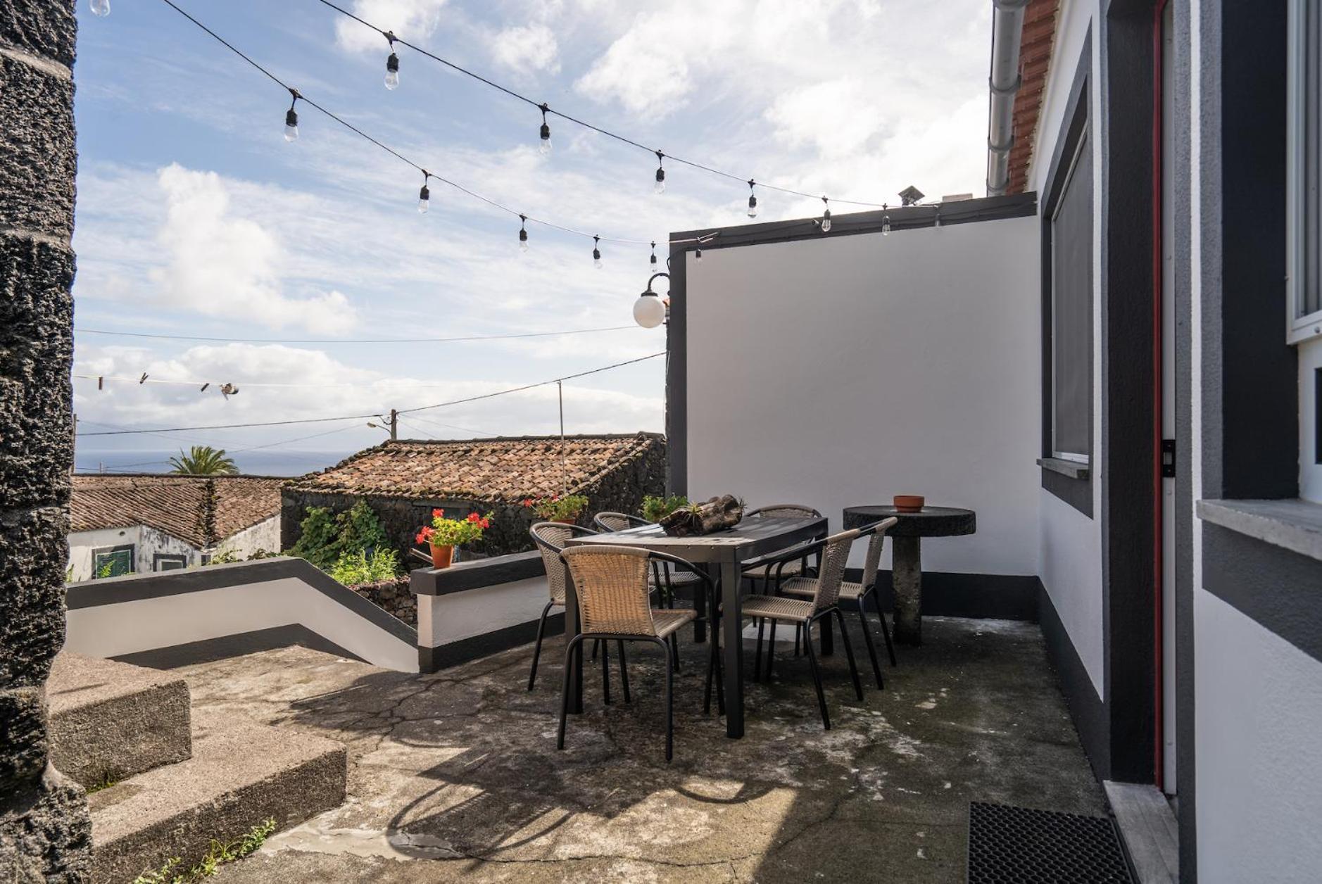 Quinta Pereirinha - A Private 3 Bedroom Home, Close to Hiking Traile w Ocean Views - Pico Island, Azores