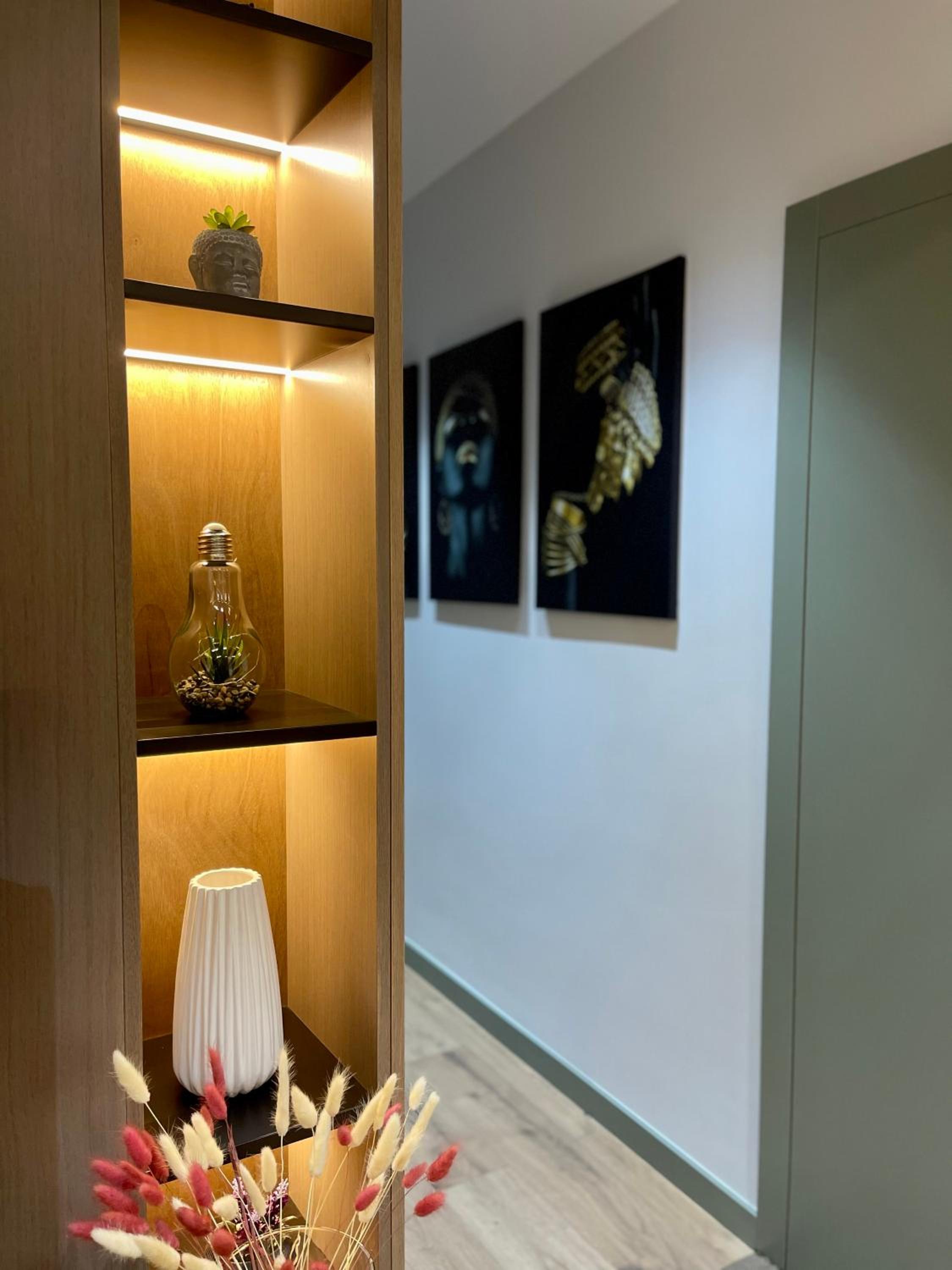 Queens Luxury Apartments Tirana