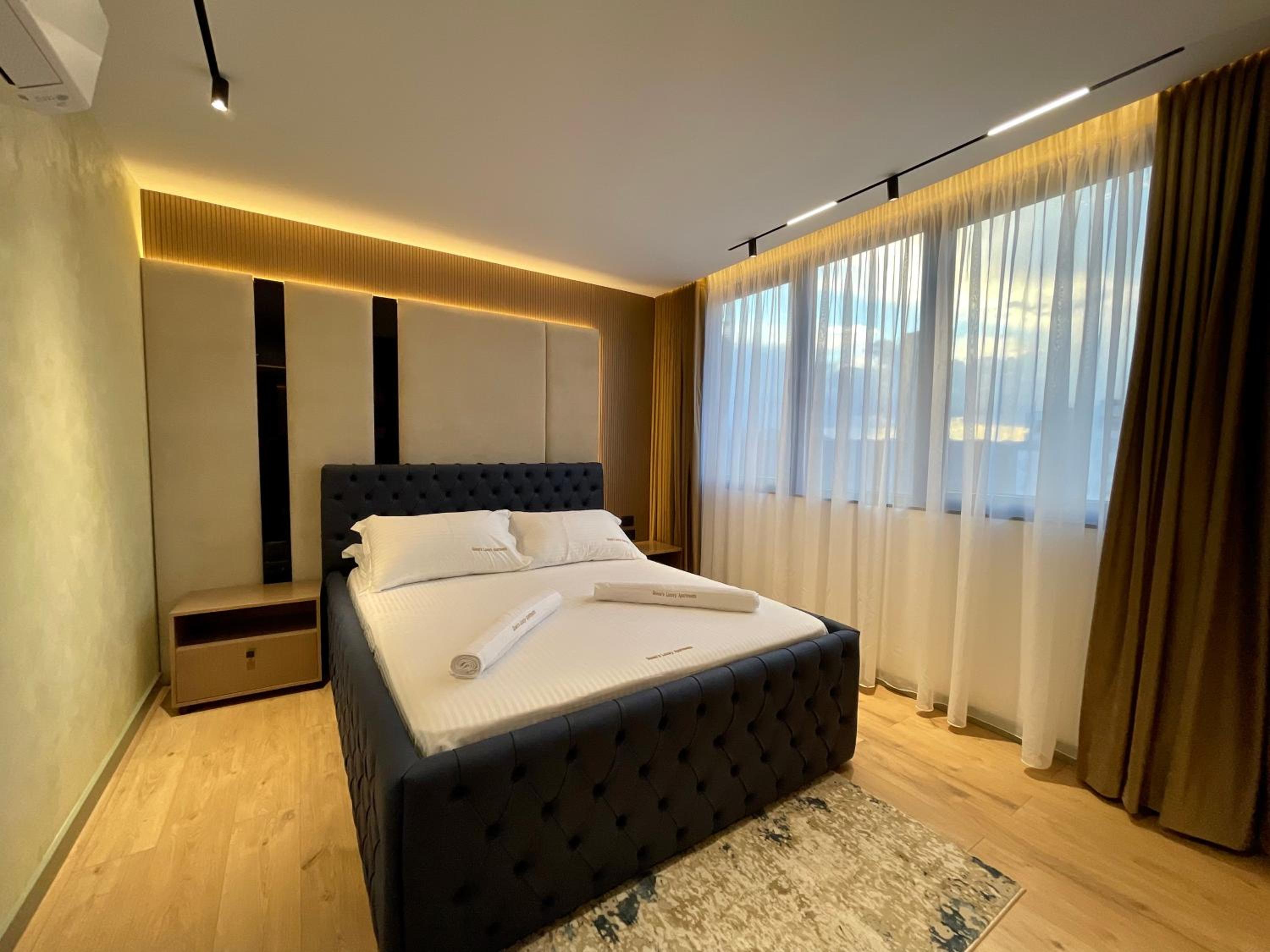 Queens Luxury Apartments Tirana