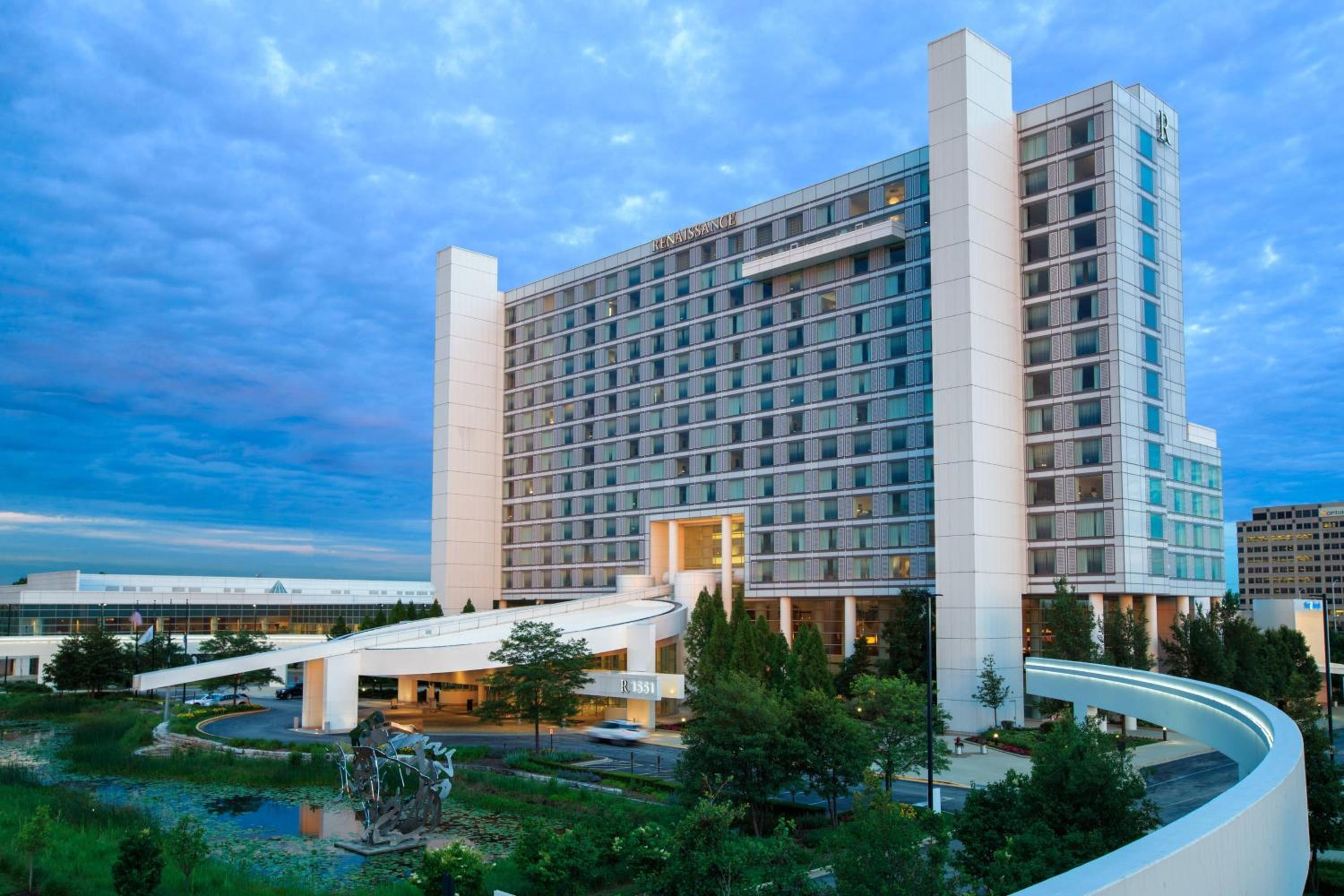 Schaumburg Vacations - Renaissance Schaumburg Convention Center Hotel - Property Image 1