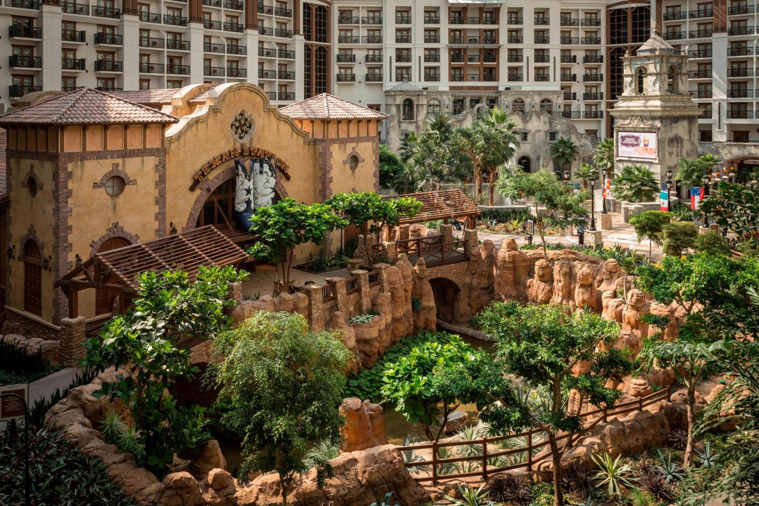 Gaylord Texan Resort and Convention Center 20
