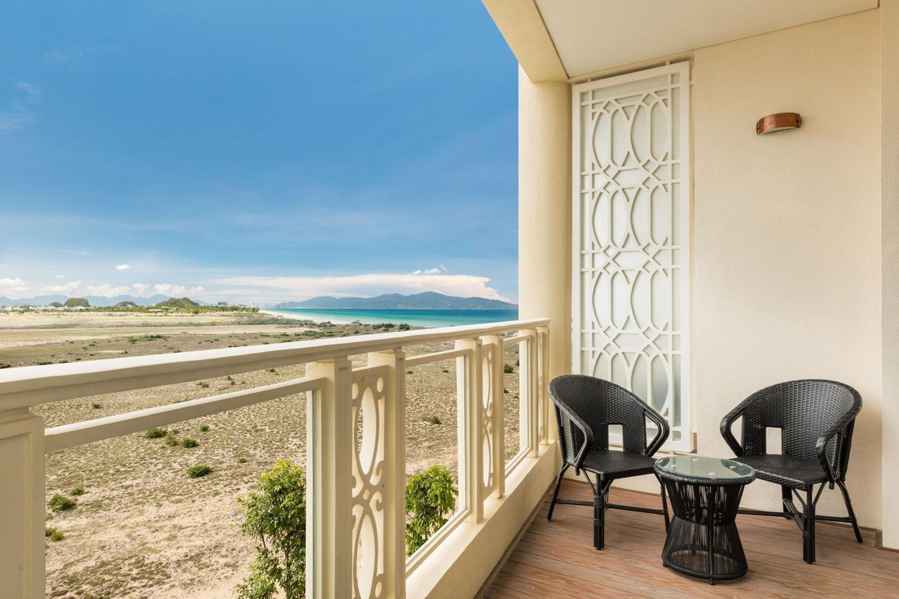 Sheraton Grand Danang Beach Resort & Spa