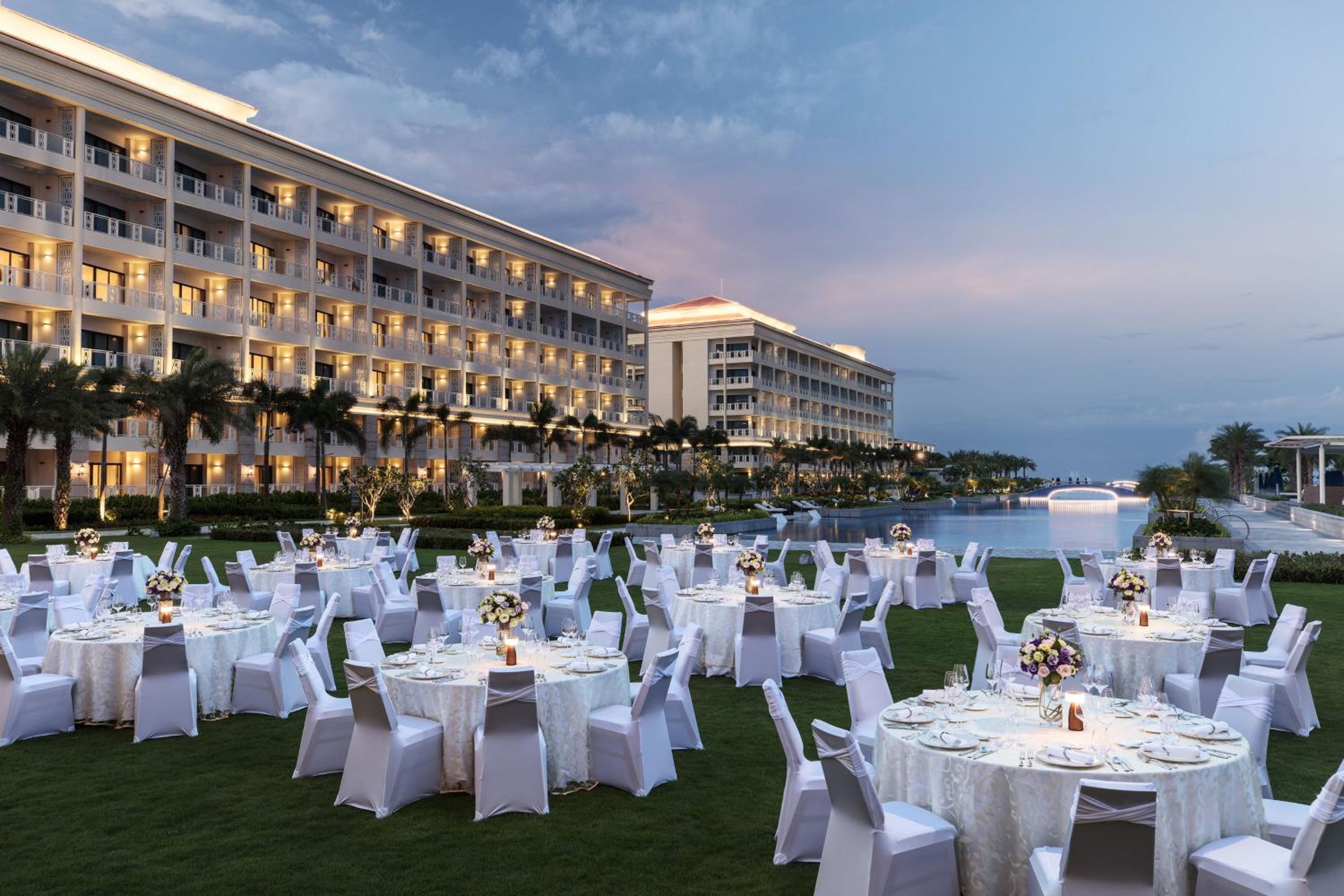 Sheraton Grand Danang Beach Resort & Spa