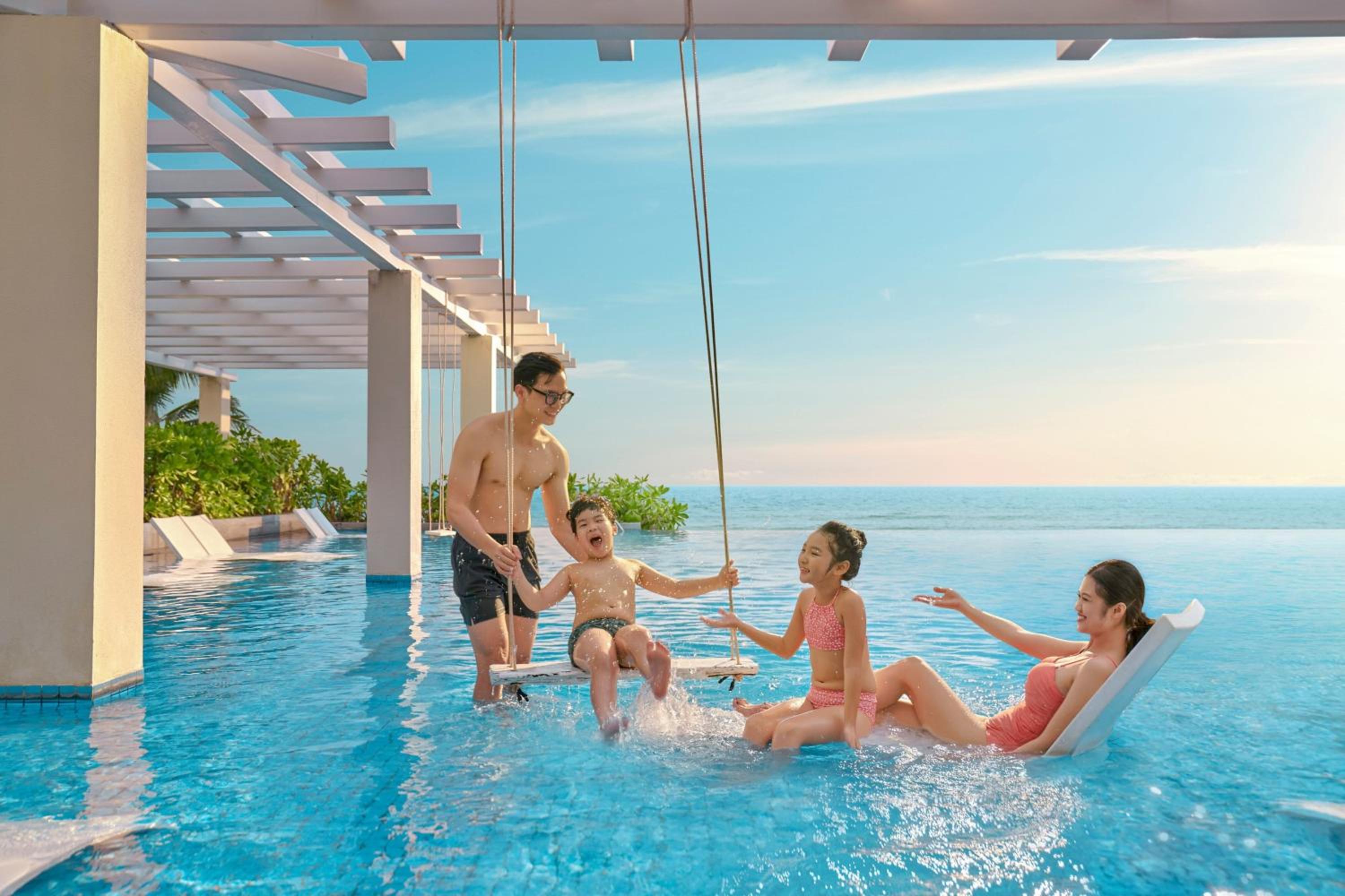 Sheraton Grand Danang Beach Resort & Spa