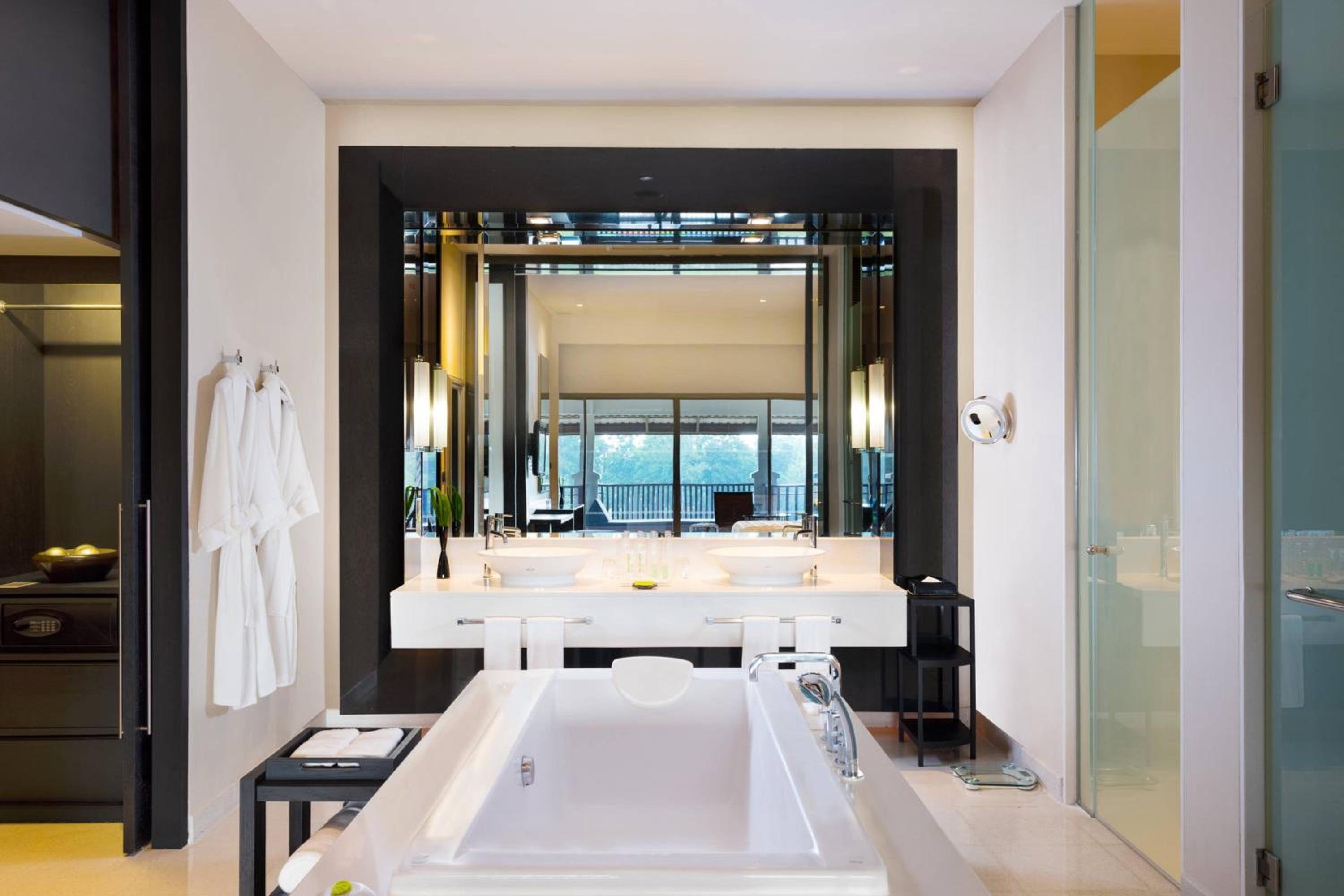 Le Meridien Chiang Rai Resort, Thailand — photo 77