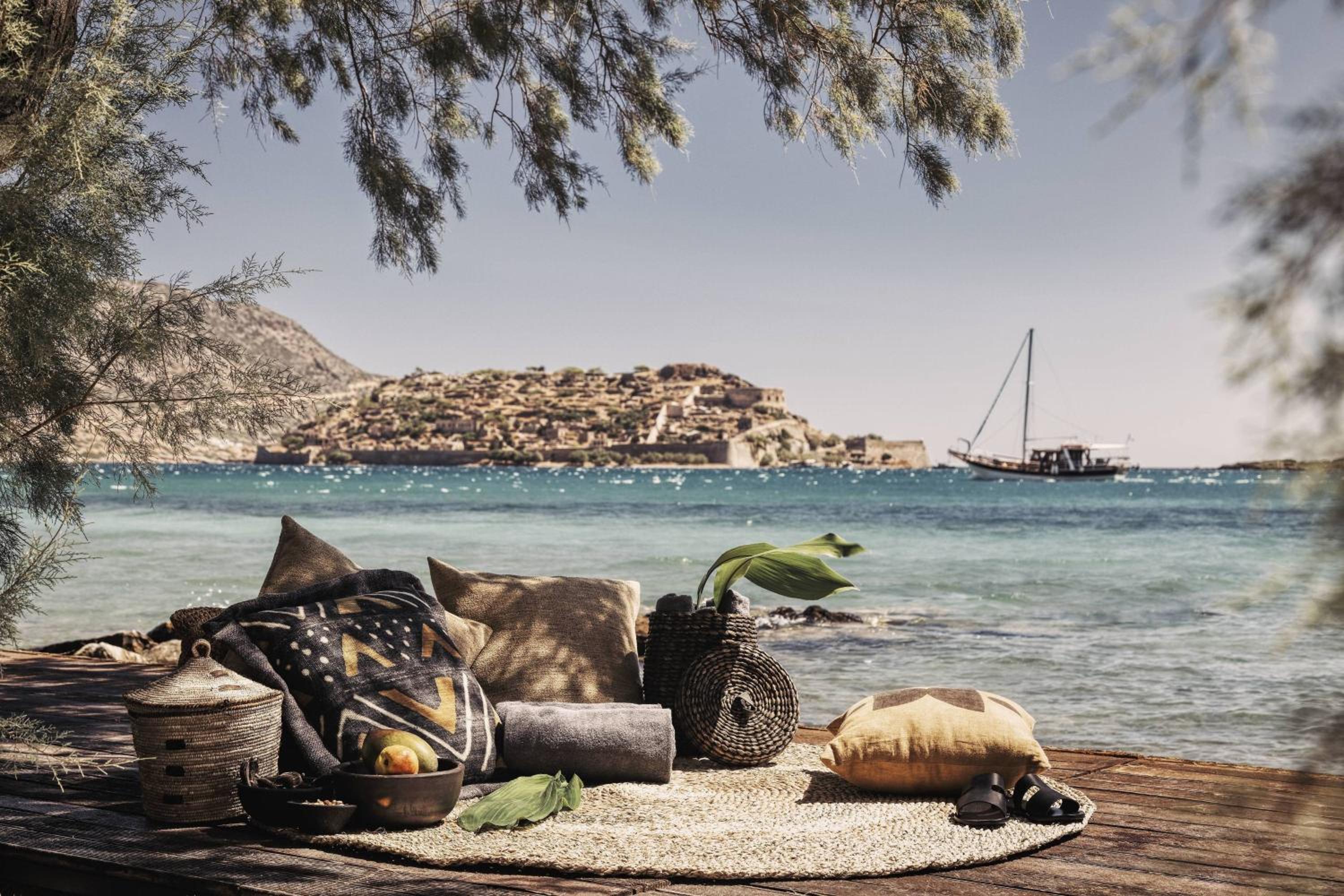 Domes of Elounda, Autograph Collection