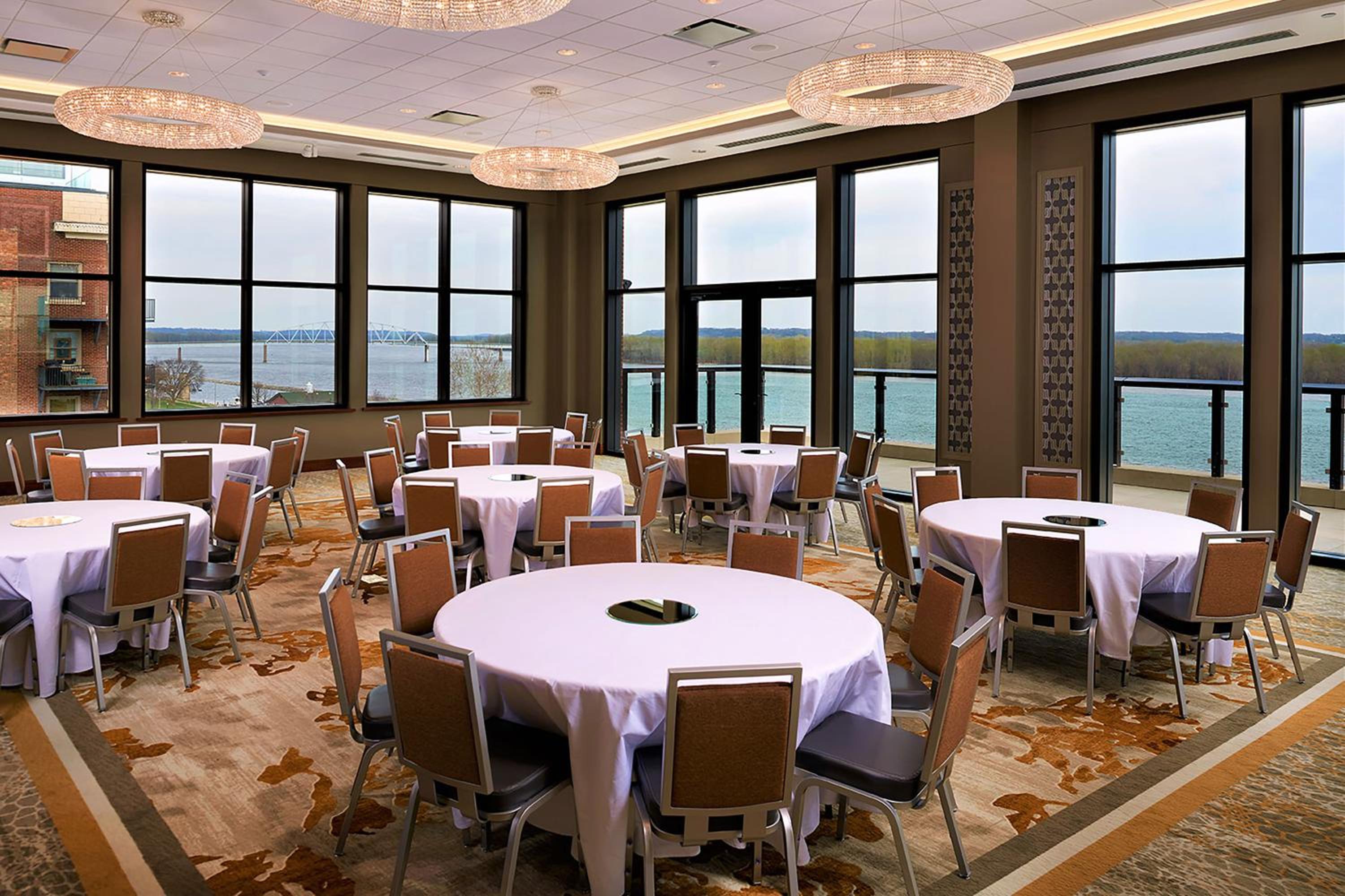 The Merrill Hotel  Conference Center, Muscatine, a Tribute Portfolio Hotel - Property Image 1