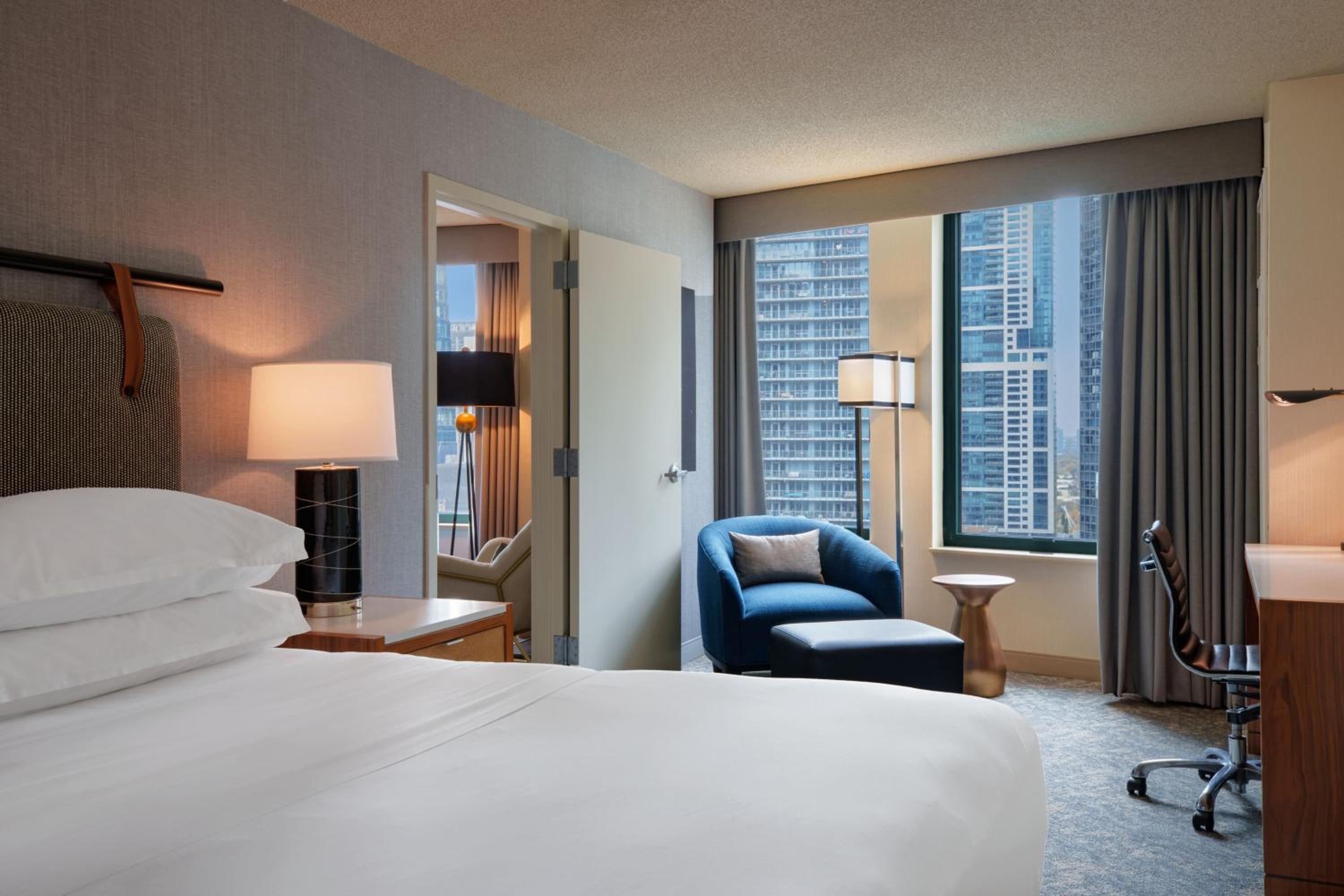 Chicago Vacations - Sheraton Grand Chicago Riverwalk - Property Image 52