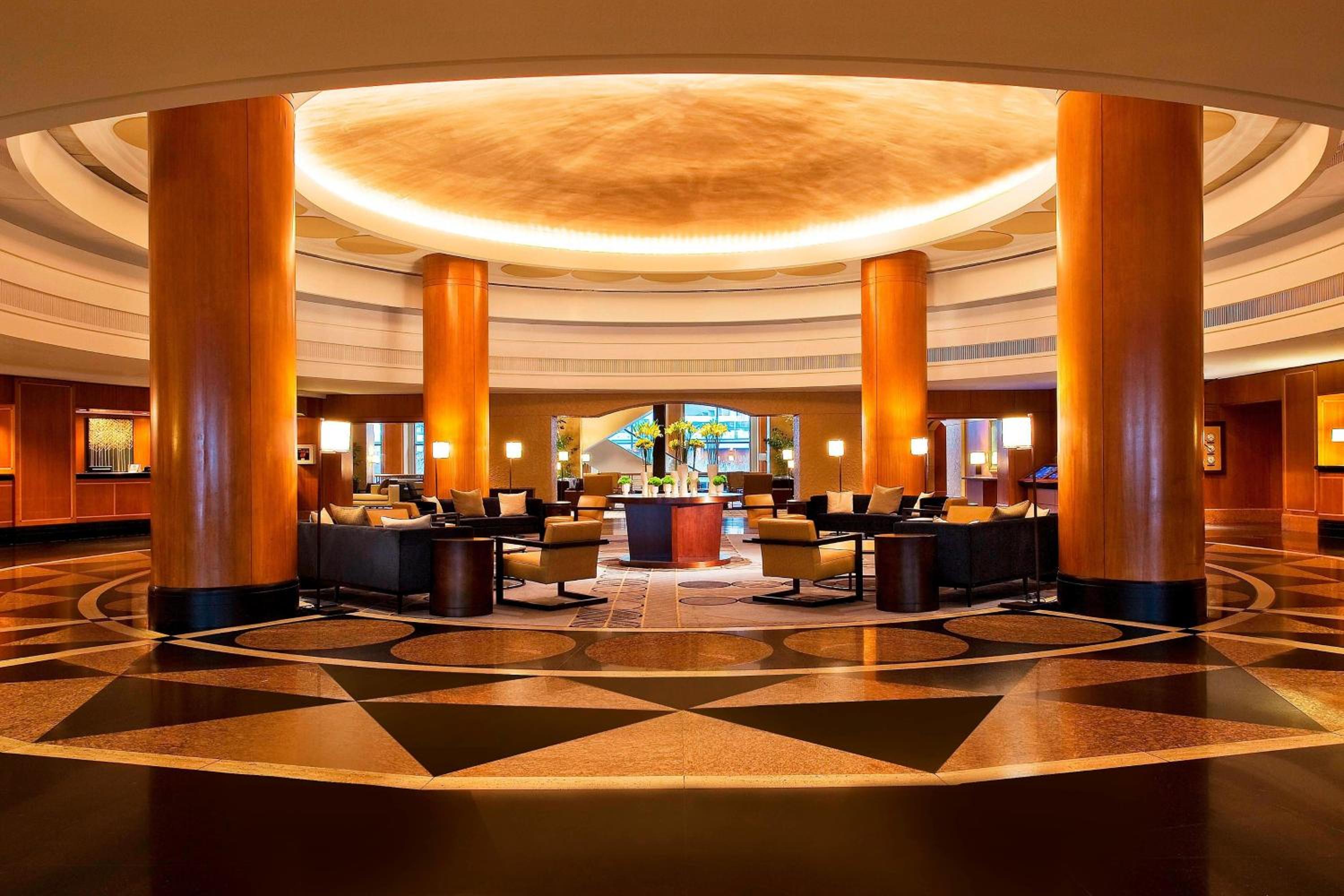 Chicago Vacations - Sheraton Grand Chicago Riverwalk - Property Image 2