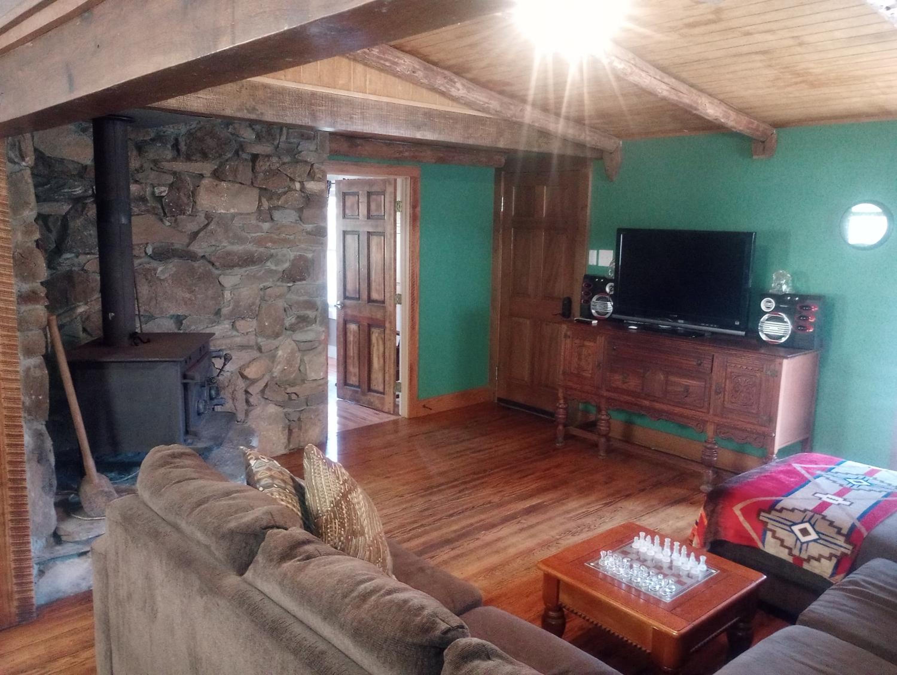 Paradise Mountain Getaway! view 4