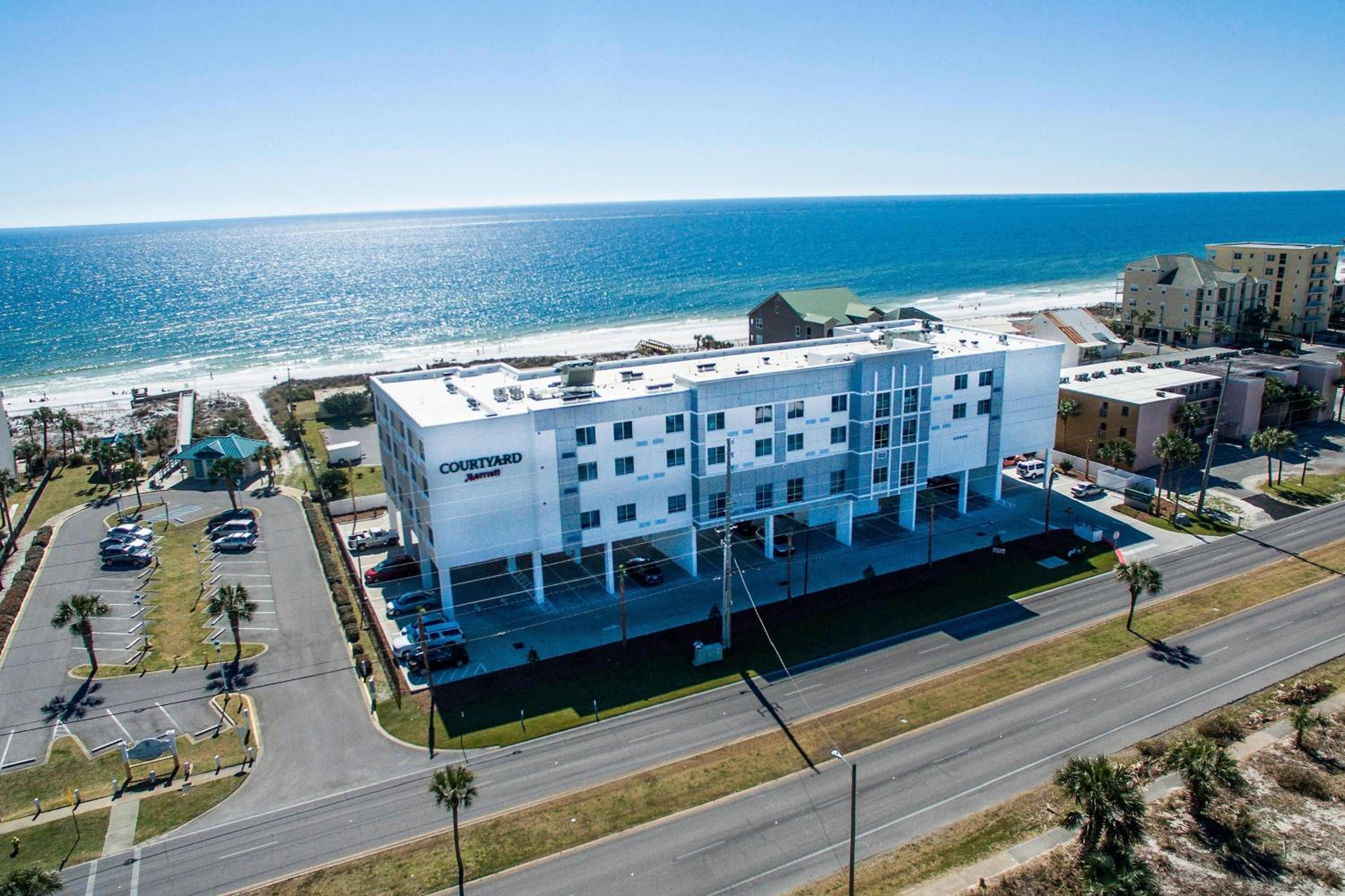 Hotel Courtyard by Marriott Fort Walton Beach-West Destin - Image 1