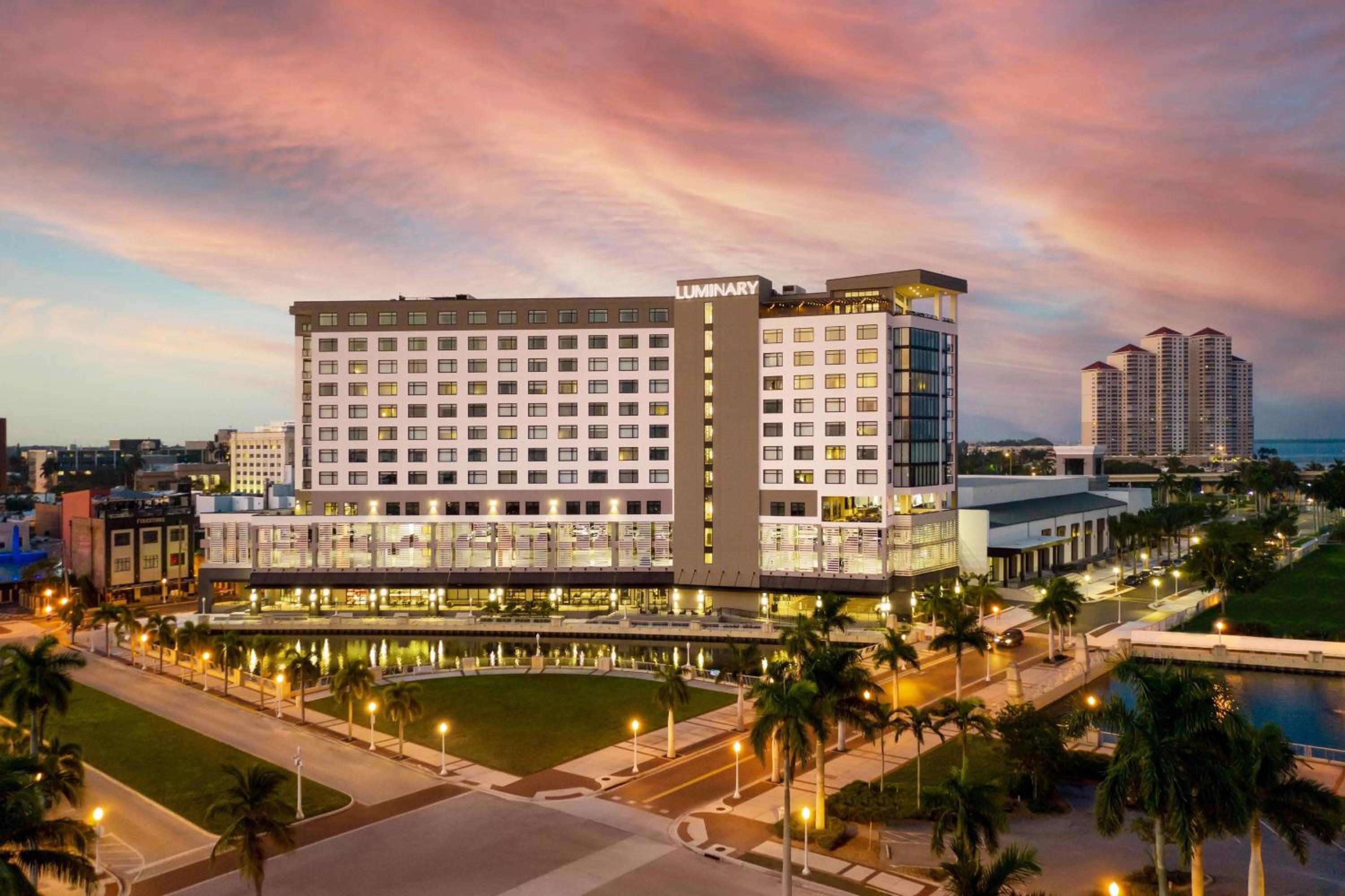 Punta Gorda Vacations - Luminary Hotel  Co., Autograph Collection - Property Image 1