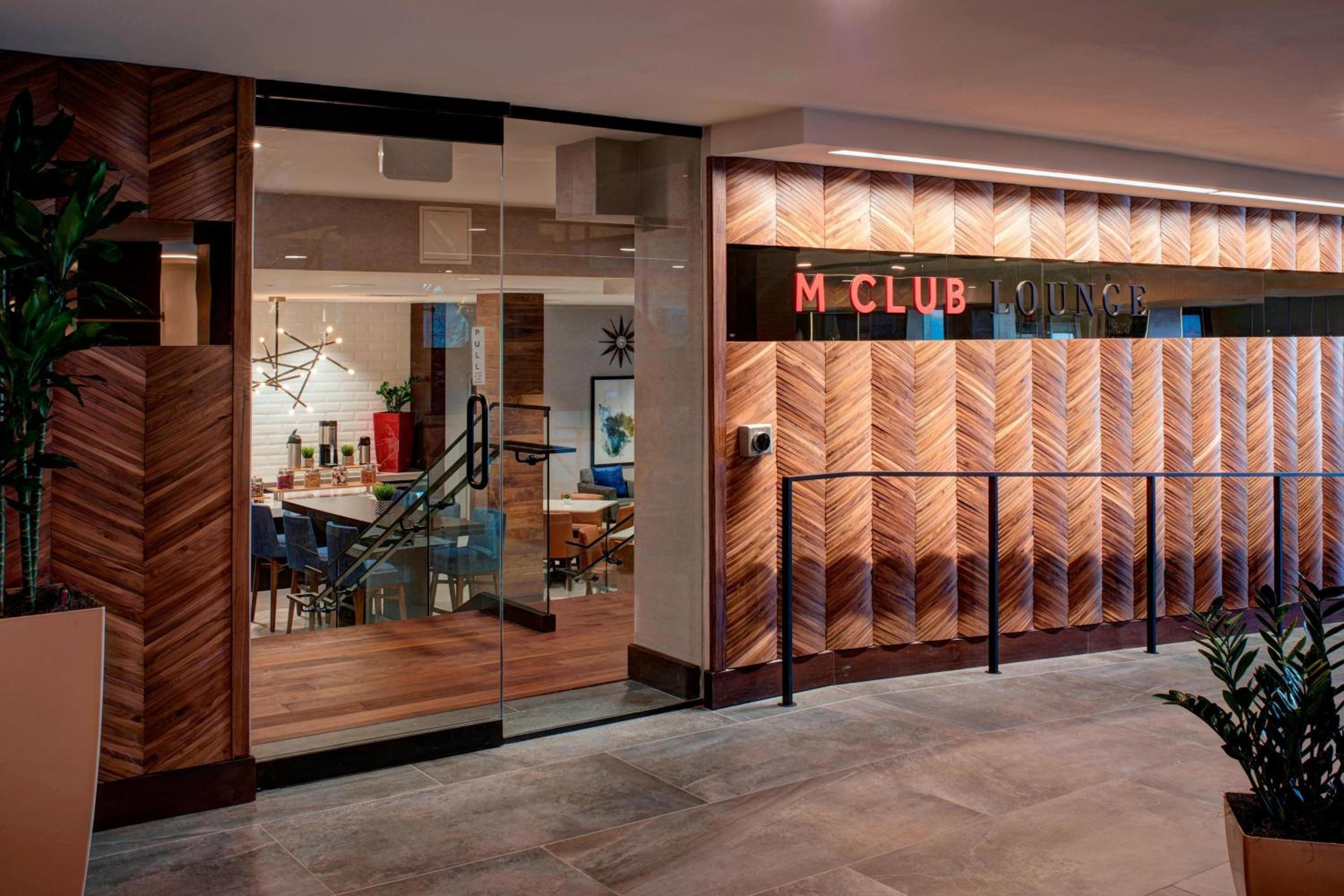 Kansas City Vacations - Kansas City Airport Marriott - Property Image 15