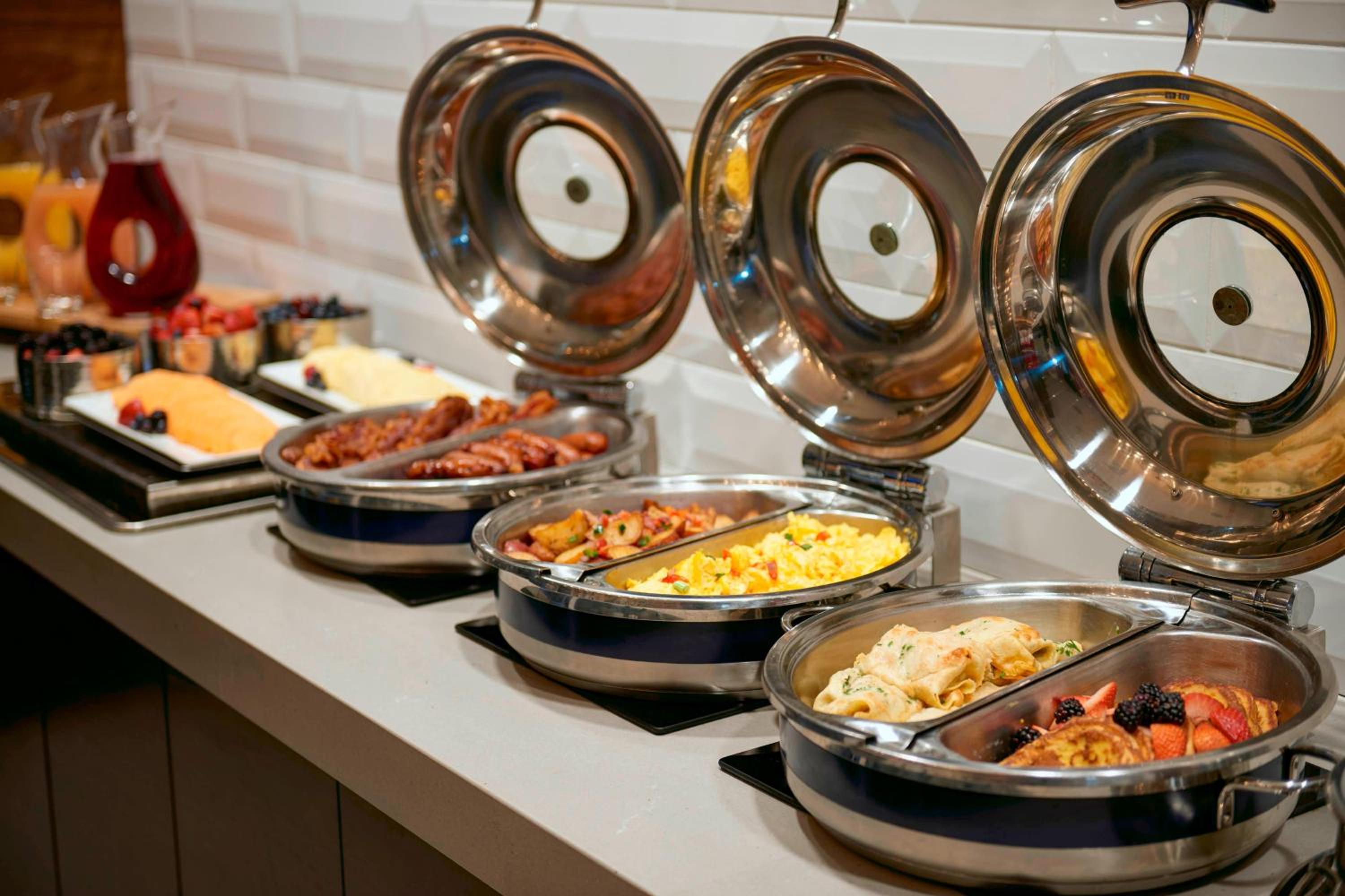 Kansas City Vacations - Kansas City Airport Marriott - Property Image 9
