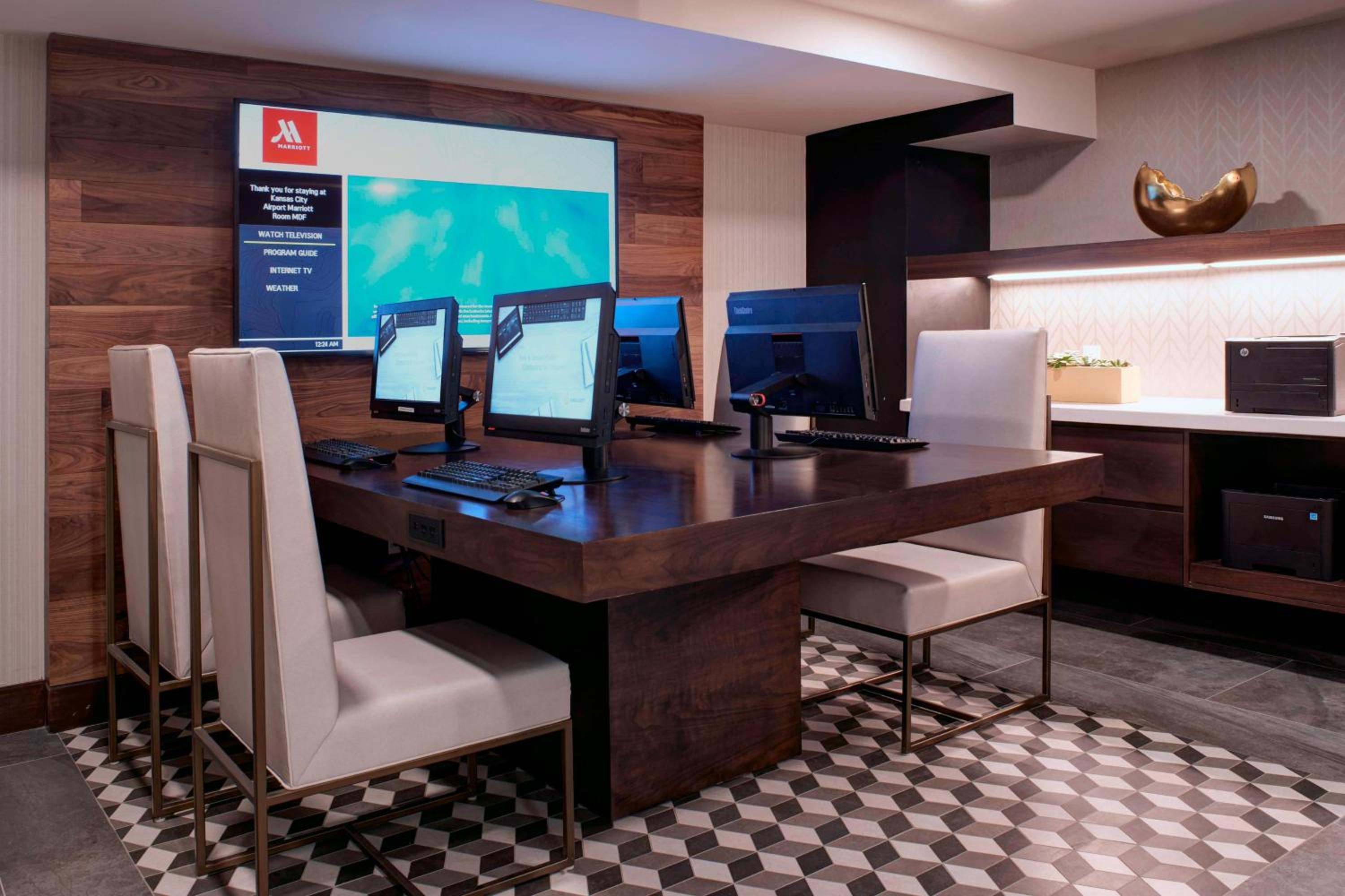 Kansas City Vacations - Kansas City Airport Marriott - Property Image 6