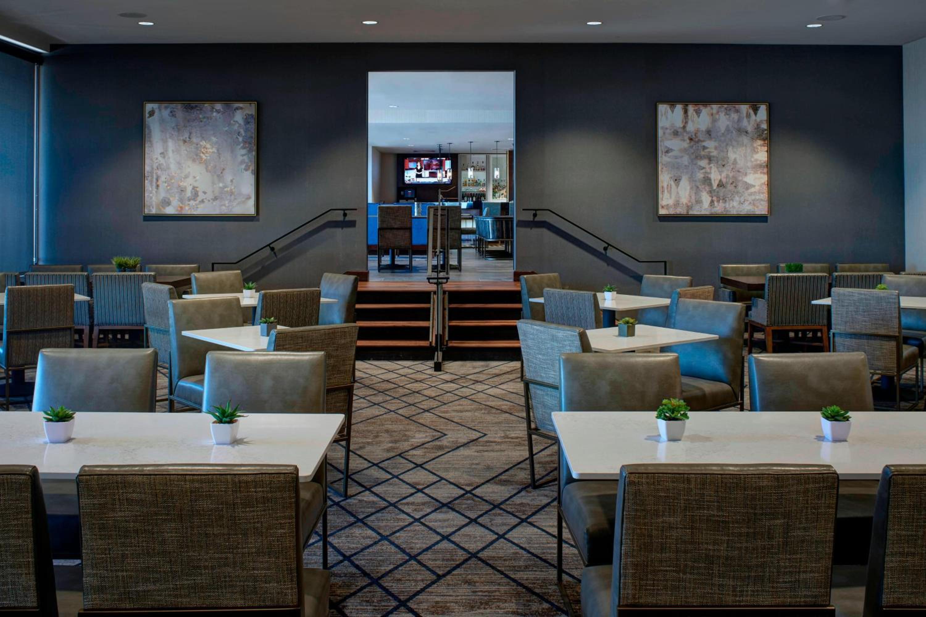 Kansas City Vacations - Kansas City Airport Marriott - Property Image 34
