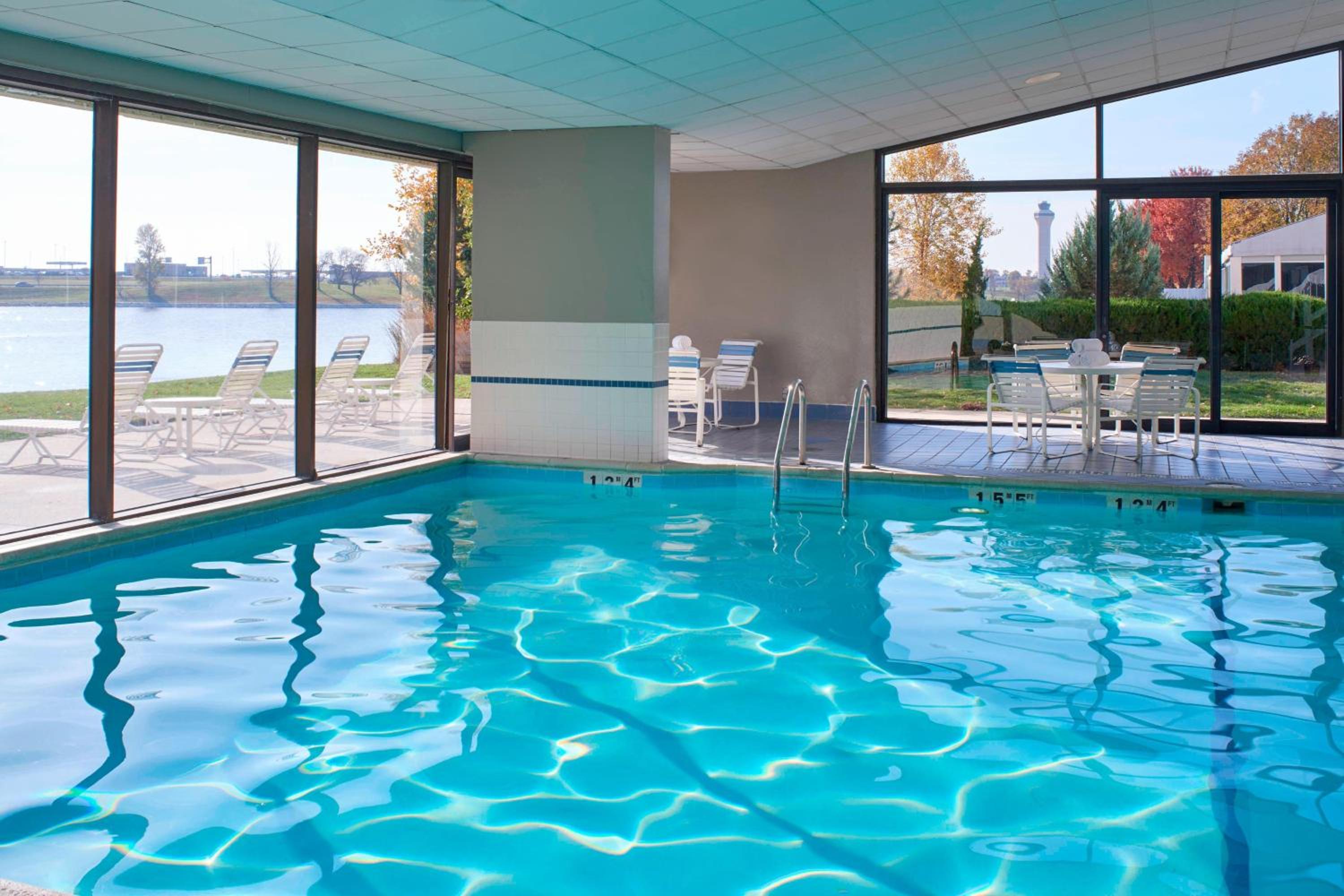 Kansas City Vacations - Kansas City Airport Marriott - Property Image 18