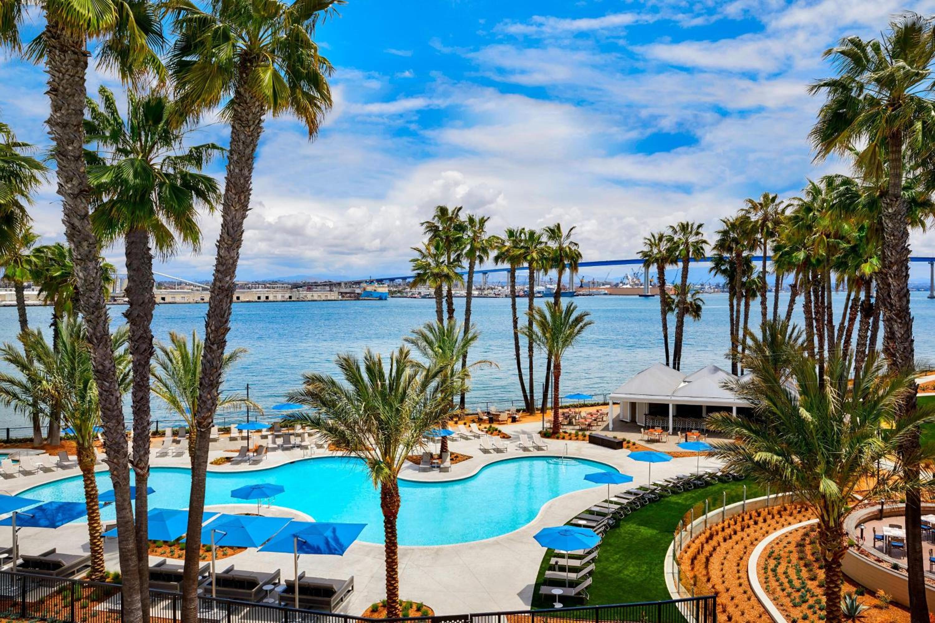 Coronado Island Marriott Resort & Spa - Image 2
