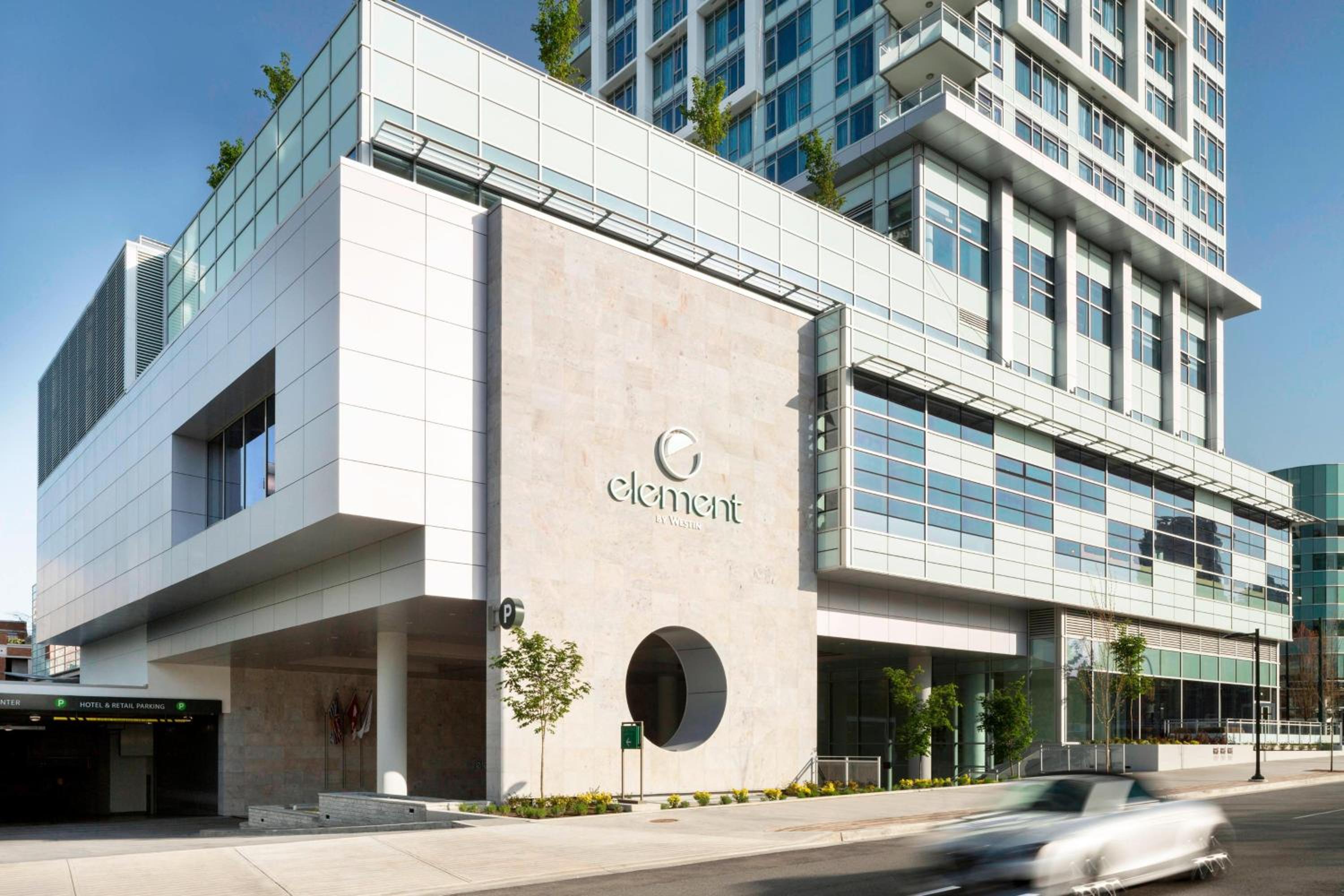 Hotel Element Vancouver Metrotown