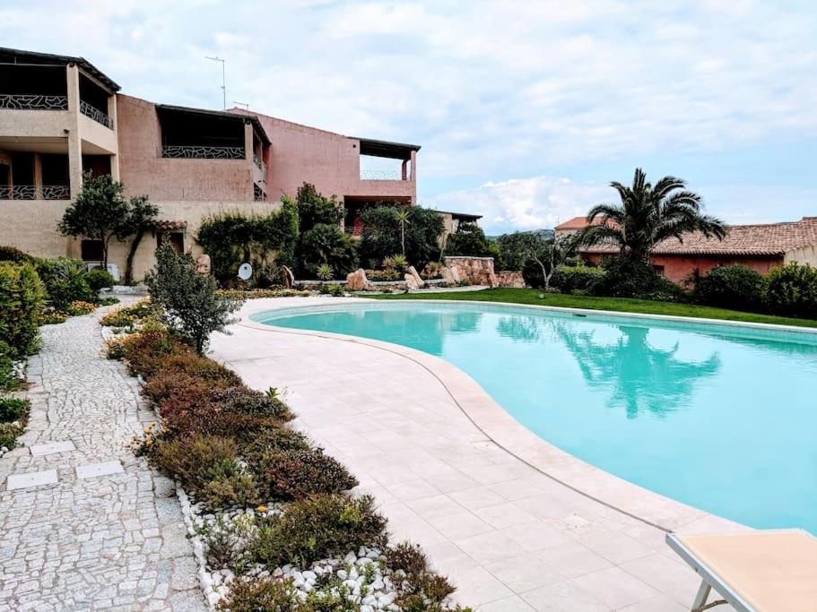 Boutique Apartment no 24 with Sea View and large Pool photo 5