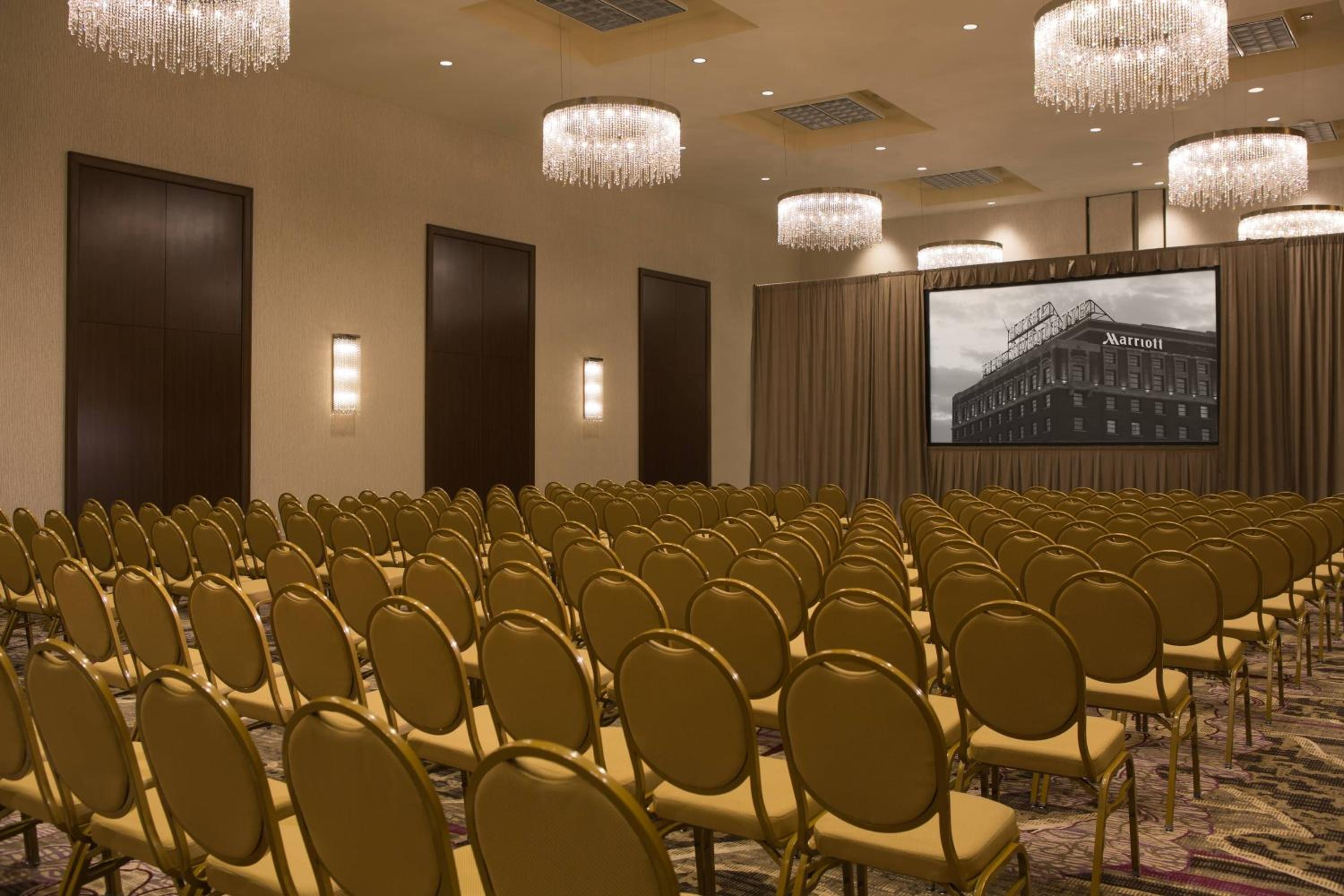 Peoria Vacations - Peoria Marriott Pere Marquette - Property Image 18