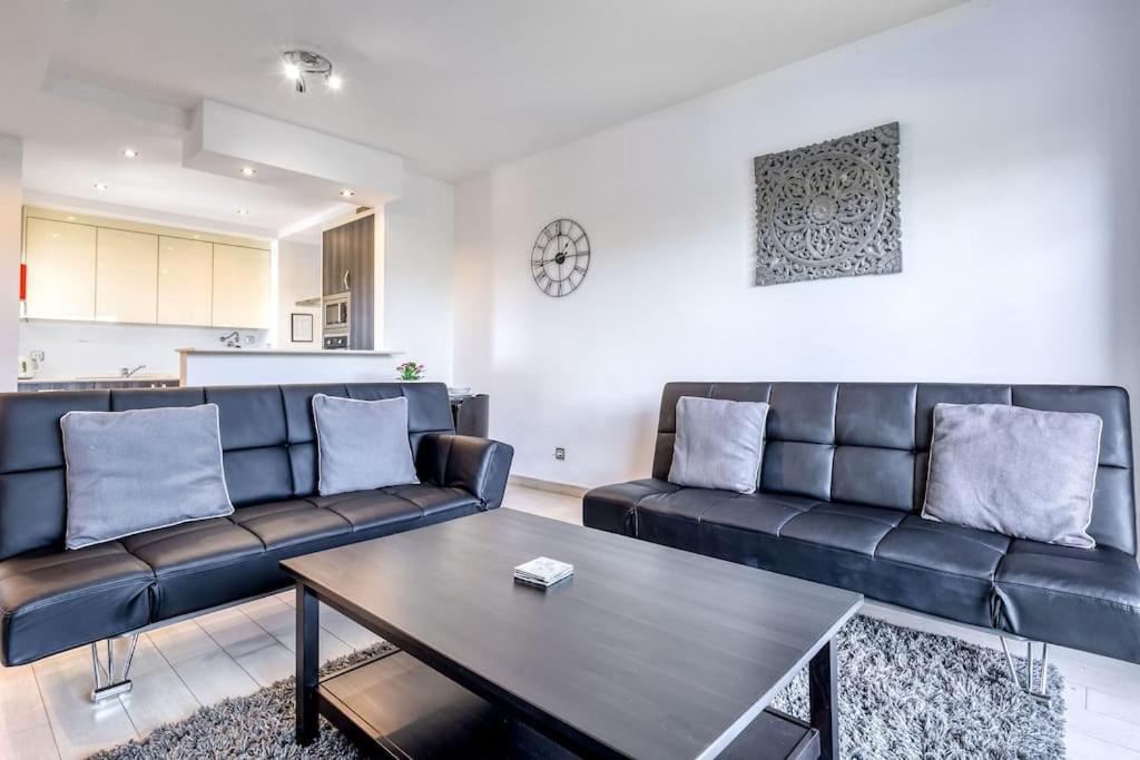 One Bedroom Apartment in Albur Village 1H view 4