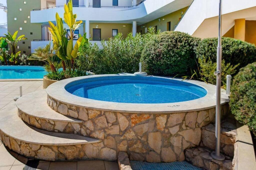 One Bedroom Apartment in Albur Village 1H view 5