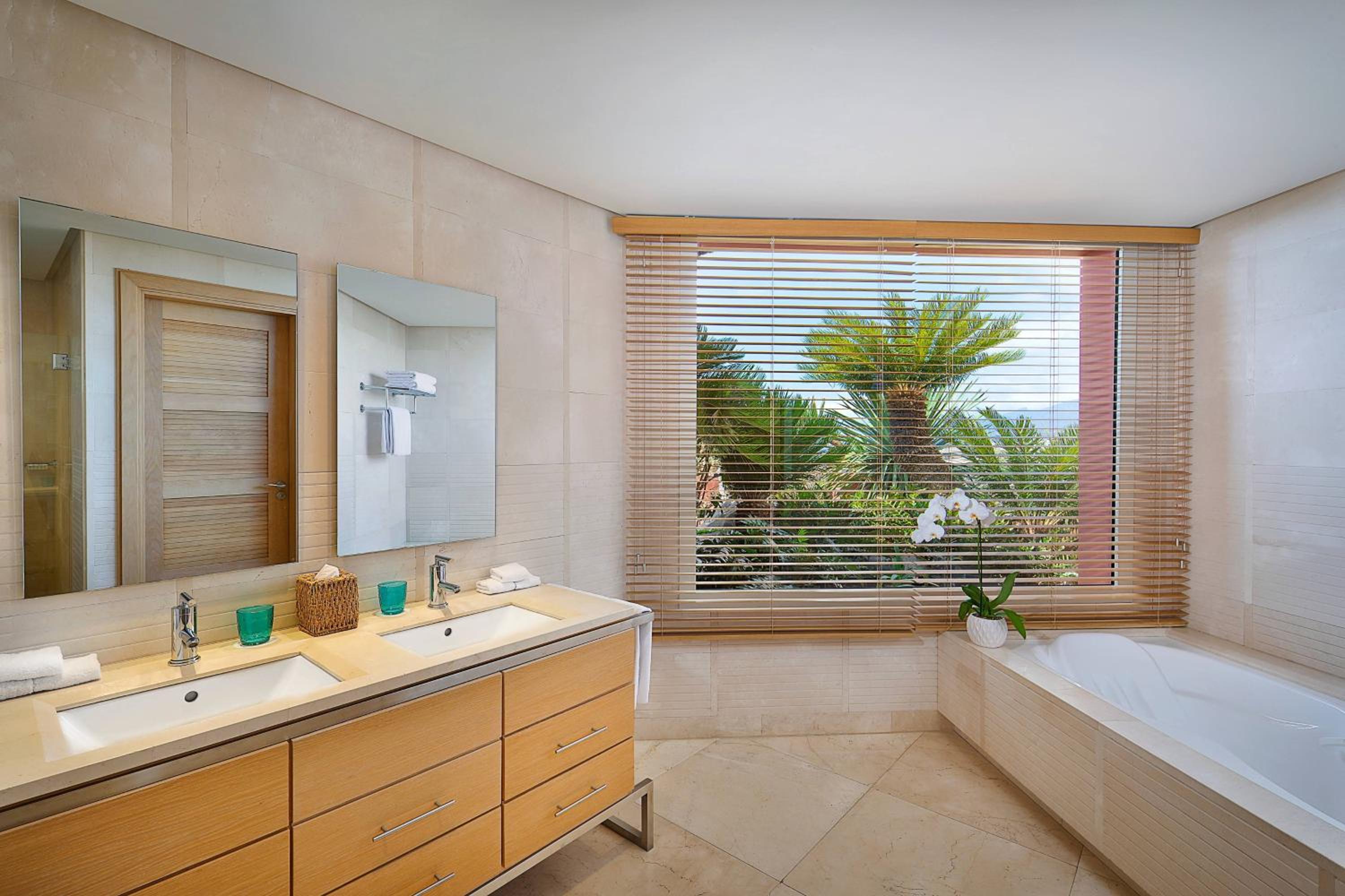 The Ritz-Carlton Tenerife, Abama