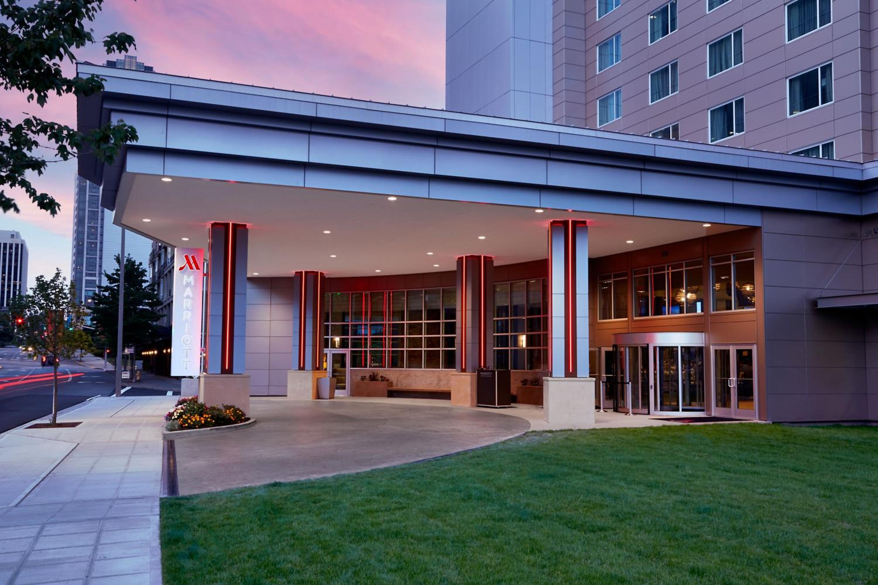 Seattle Vacations - Seattle Marriott Bellevue - Property Image 5