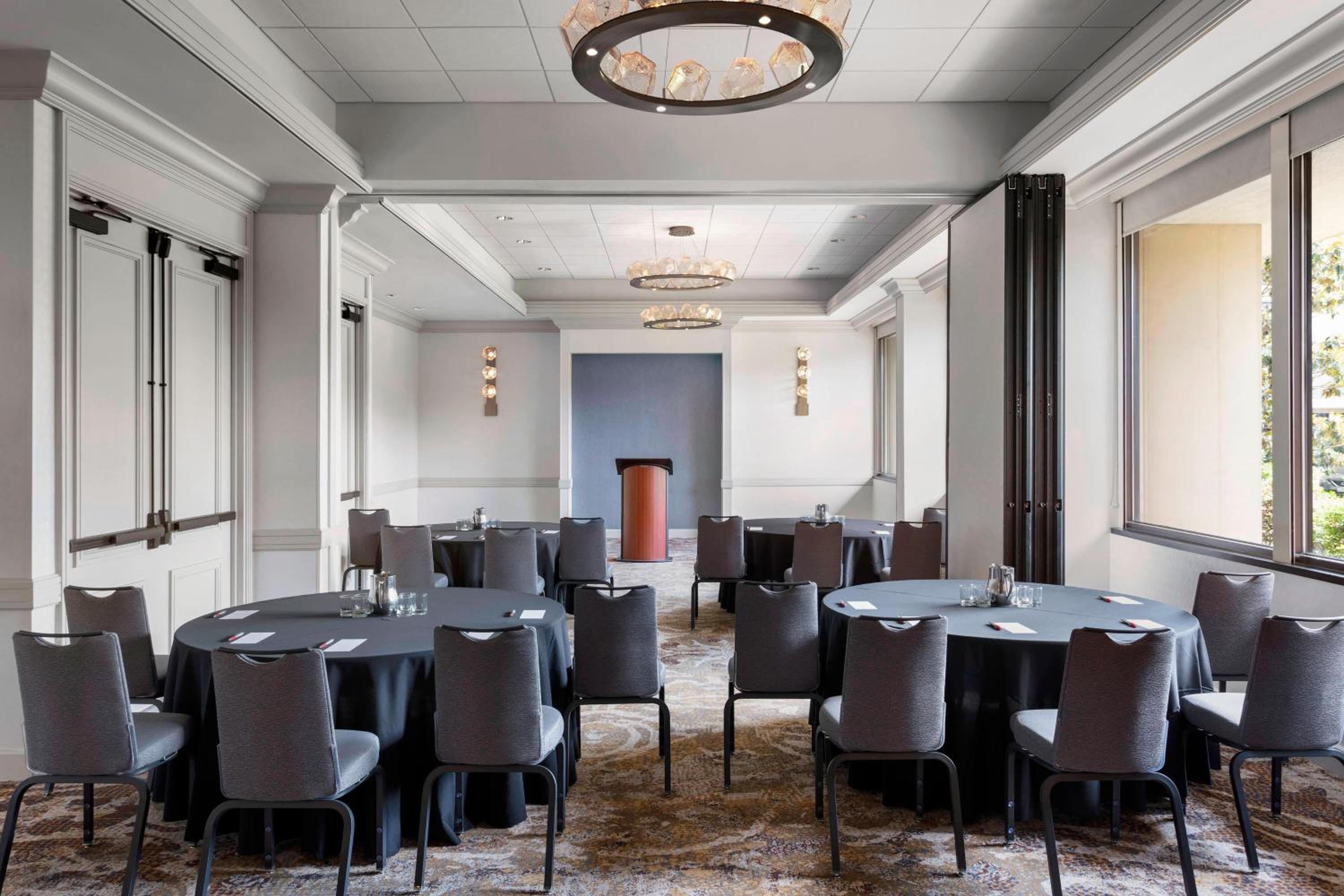 Lexington Vacations - Marriott Lexington Griffin Gate Golf Resort Spa - Property Image 38