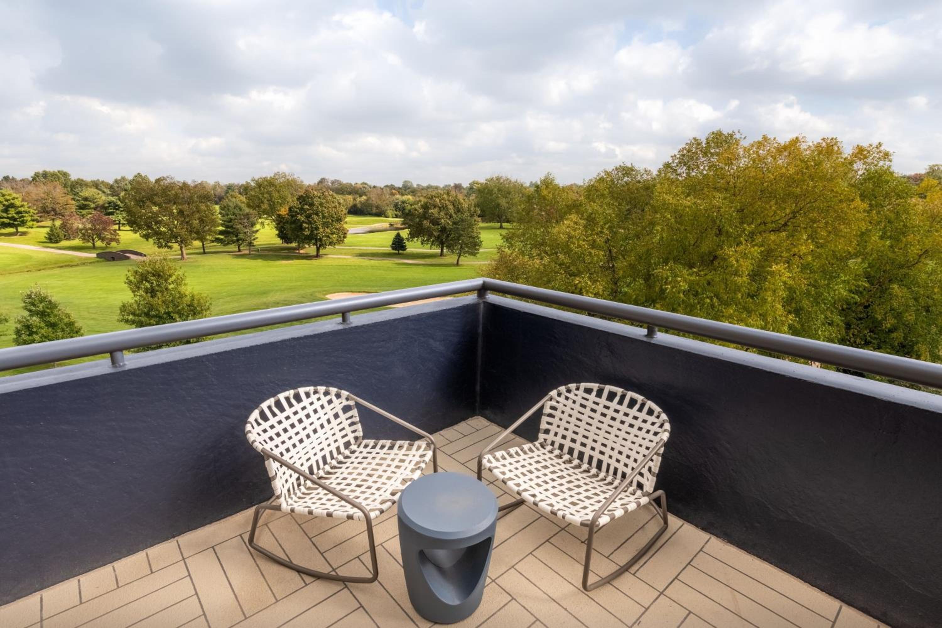 Lexington Vacations - Marriott Lexington Griffin Gate Golf Resort Spa - Property Image 13