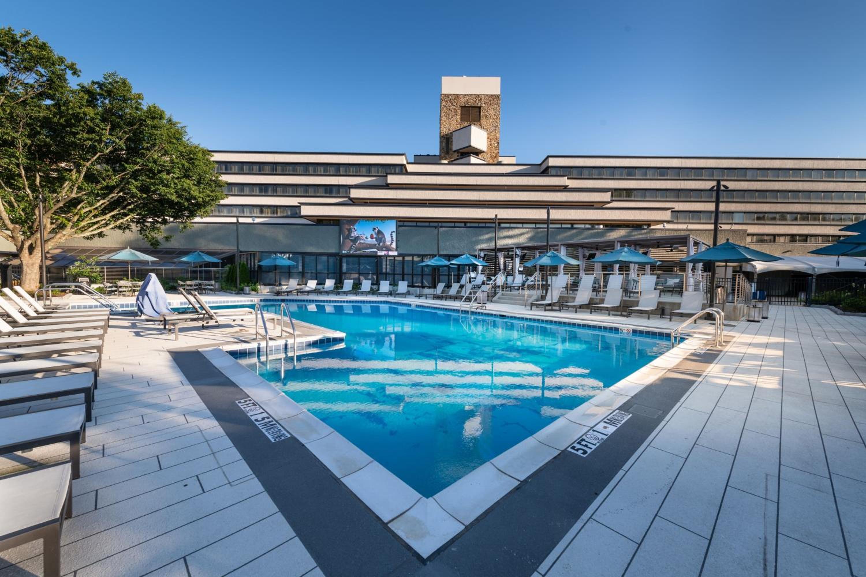 Lexington Vacations - Marriott Lexington Griffin Gate Golf Resort Spa - Property Image 74