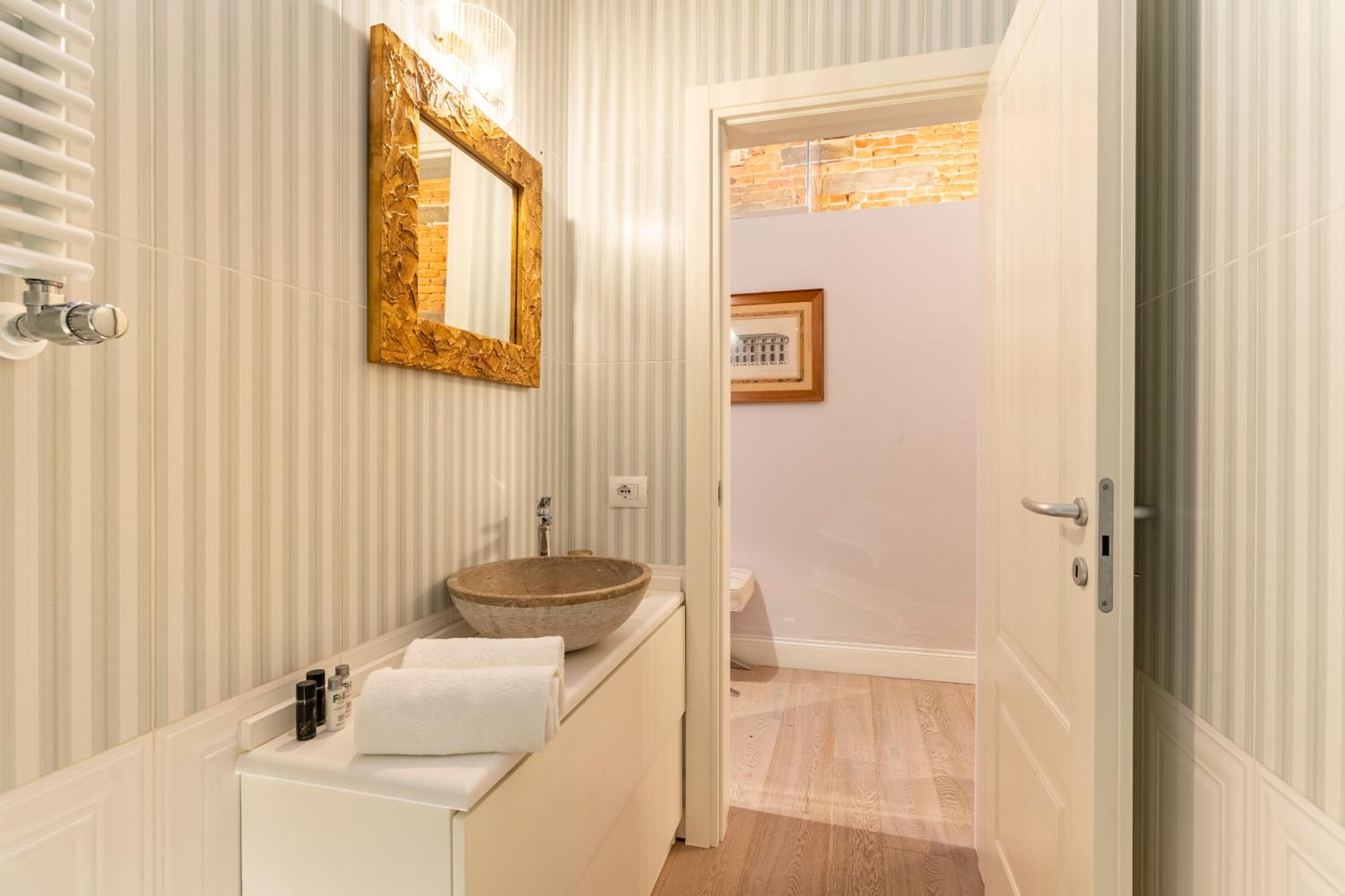 Art Apartment Luxury Sofia Suite