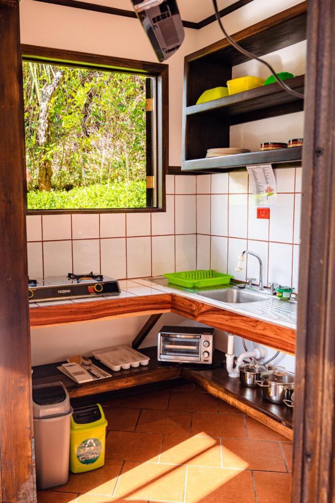 FLOR DE PARAISO BUNGALOWS