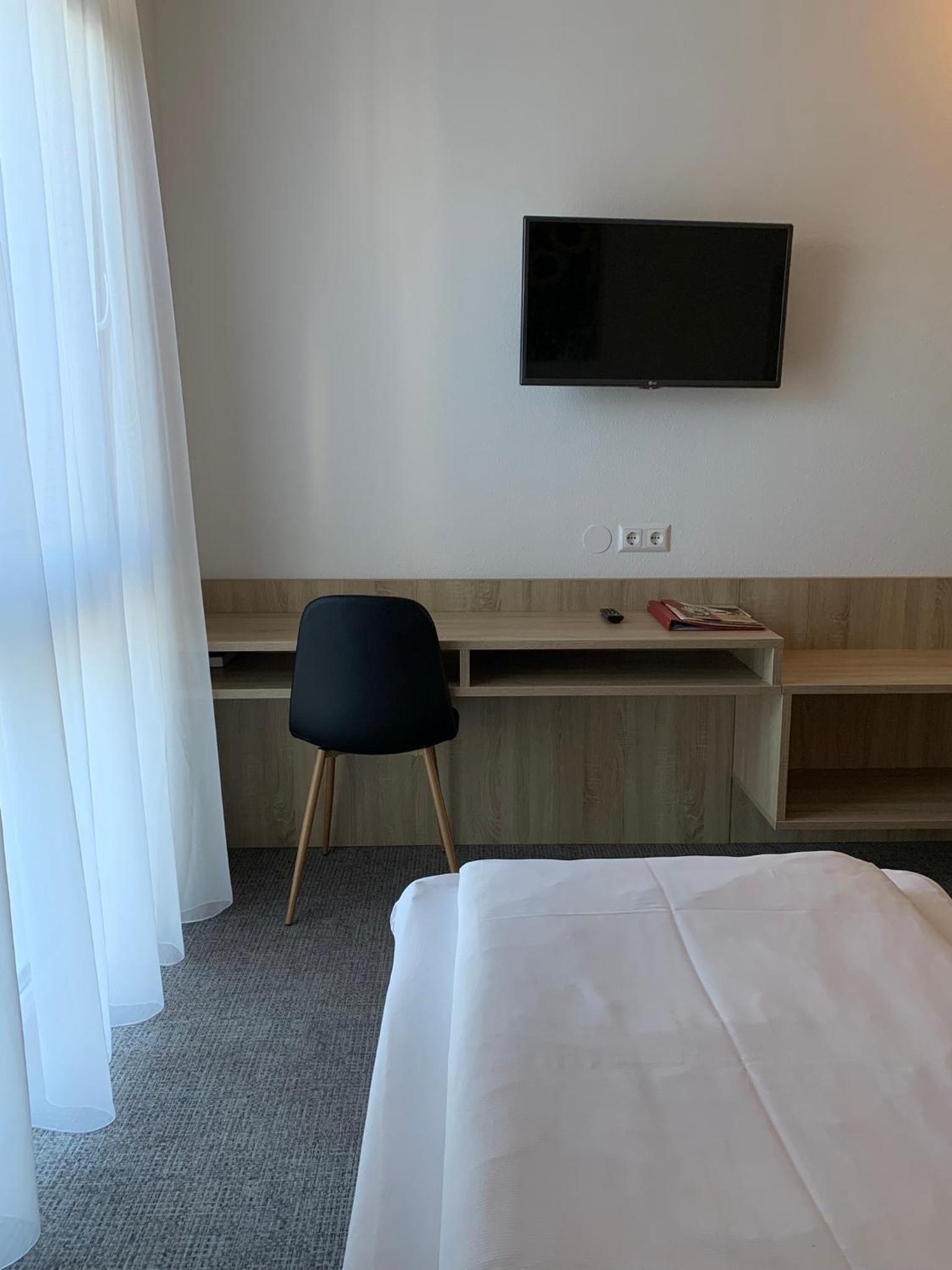 Bernstein-Motel Marchegg view 2