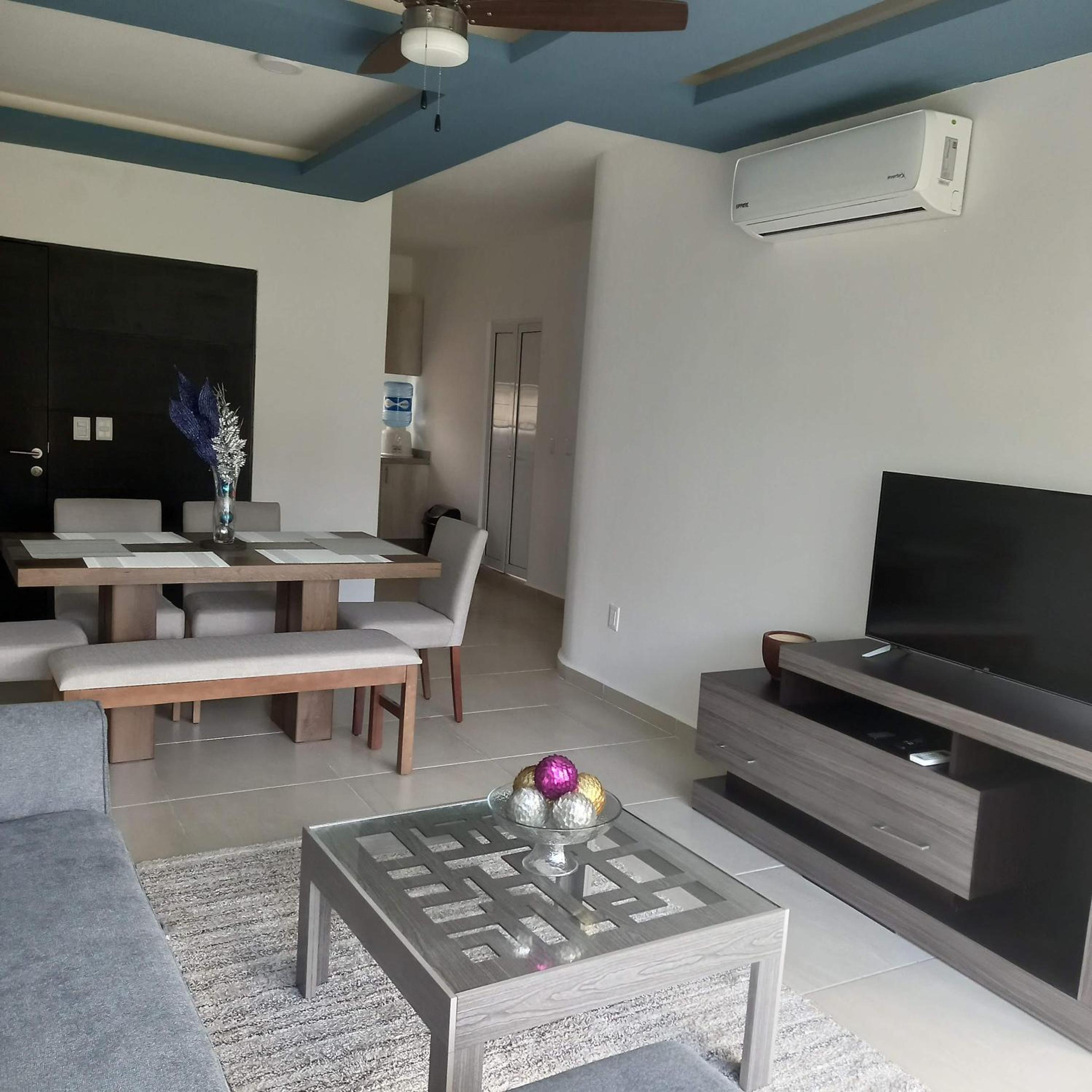 Casa con alberca VM