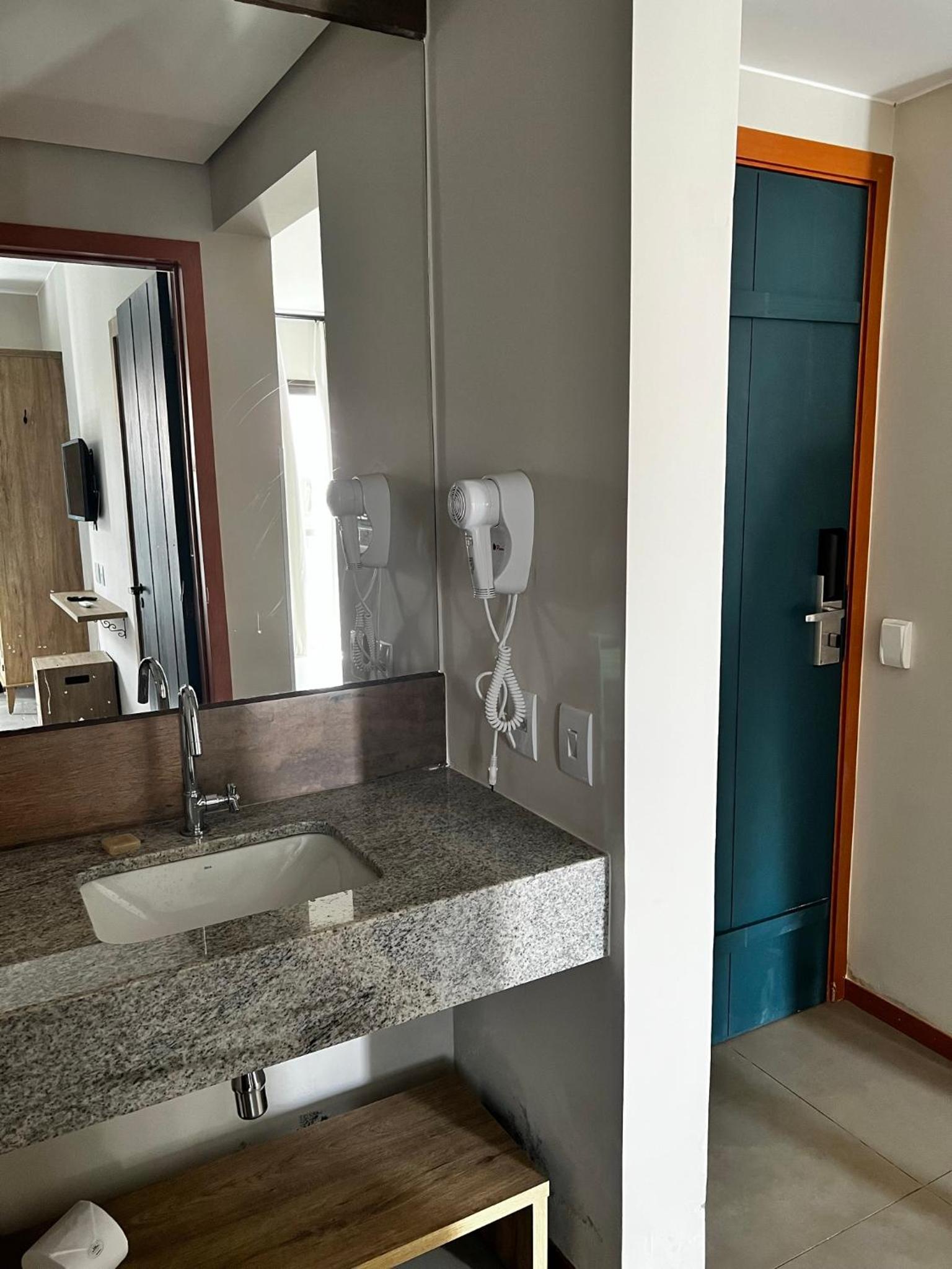 Quarto em Quinta Santa Bárbara Ecoresort