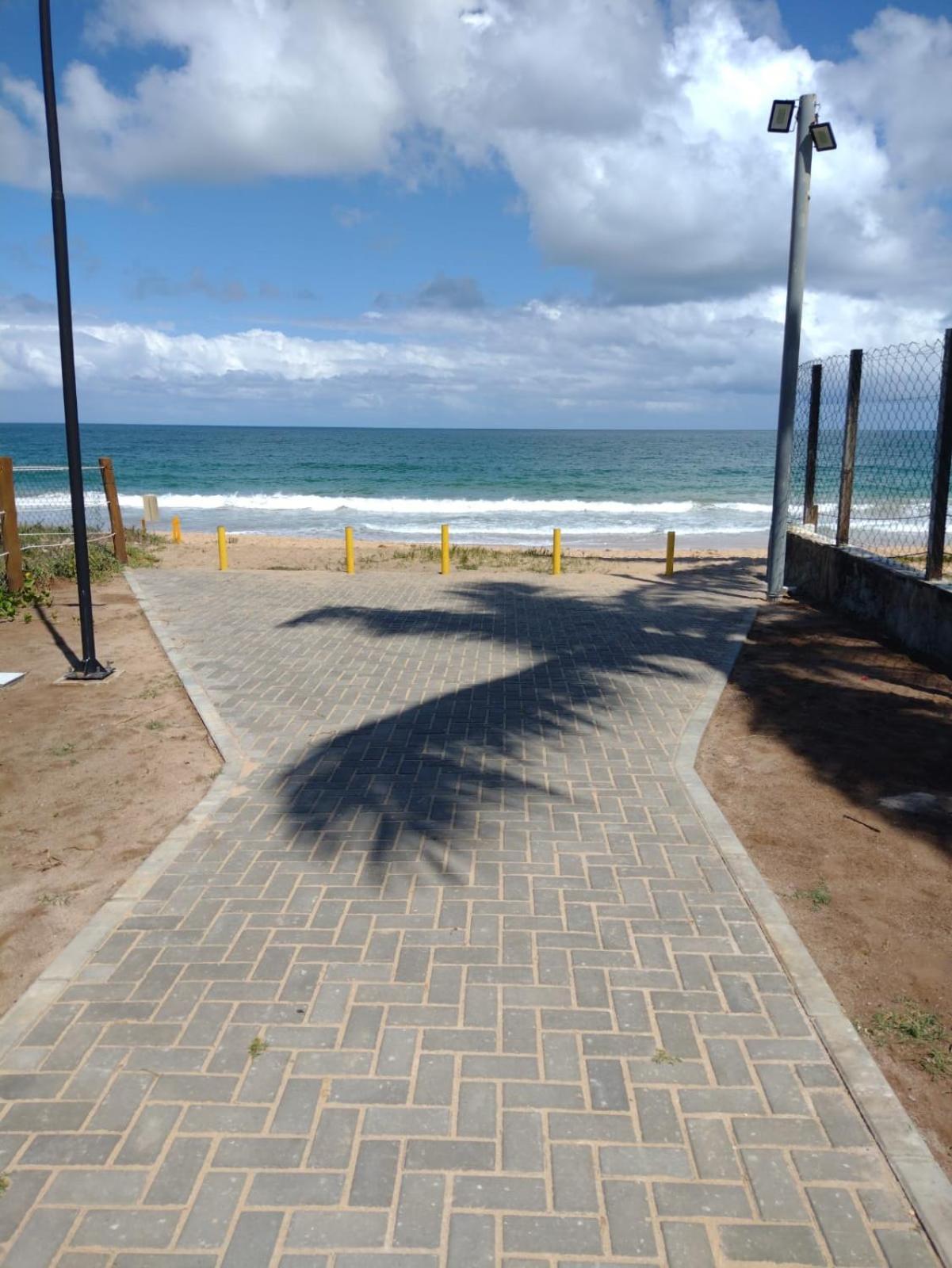 Flat ESTUDIO de LUXO - Praia de Muro Alto - Piscinas - Ideal para CASAIS, famílias com crianças - ap COMPLETO - AR COND, WI FI, NETFLIX, ESTACIONAMENTO - 4
