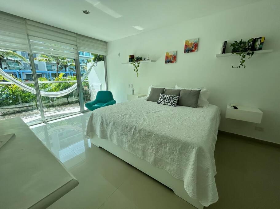 Beachfront Bliss-2BR Haven Steps from Sandy Shores