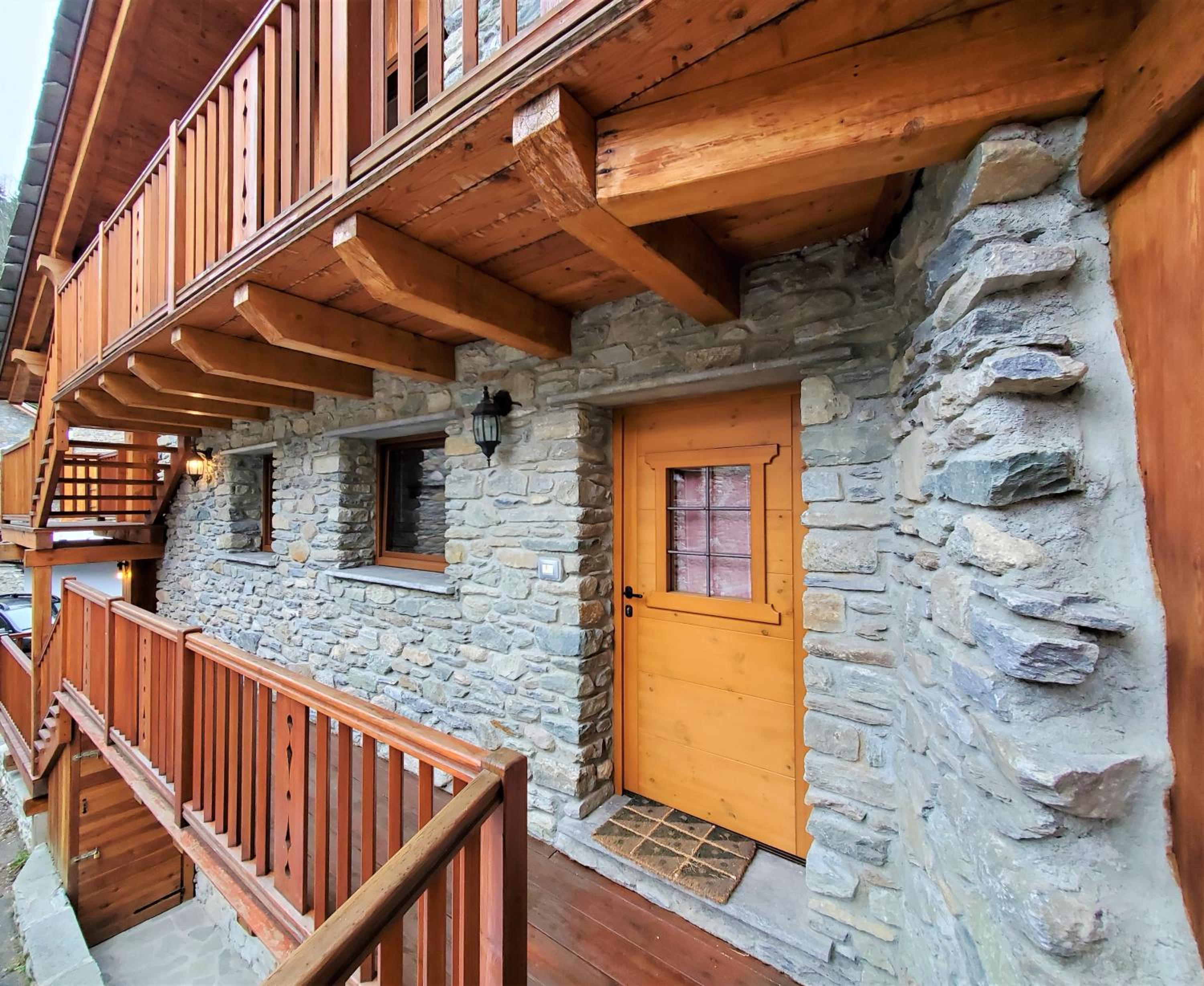 Champex Apartments