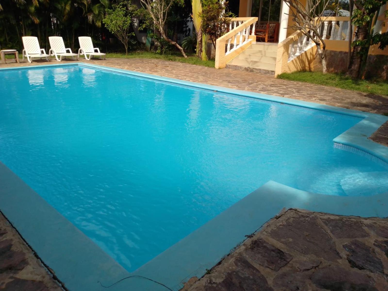 4 bedroom villa, security, private pool, ocean view