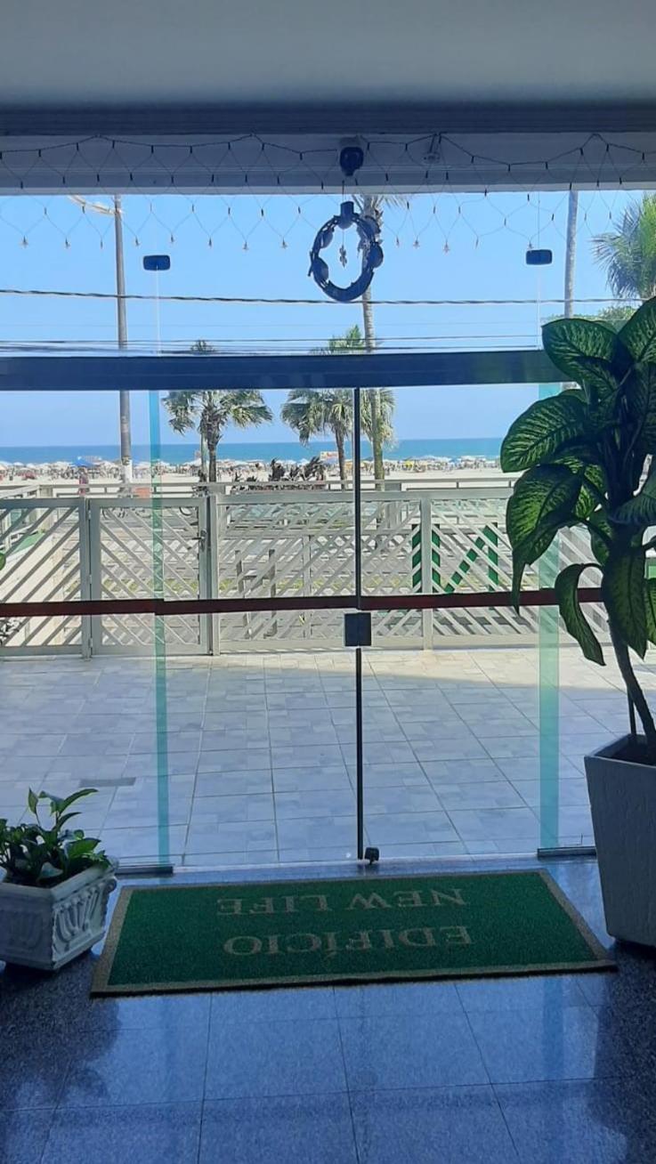 Apartamento frente mar Aviação PG