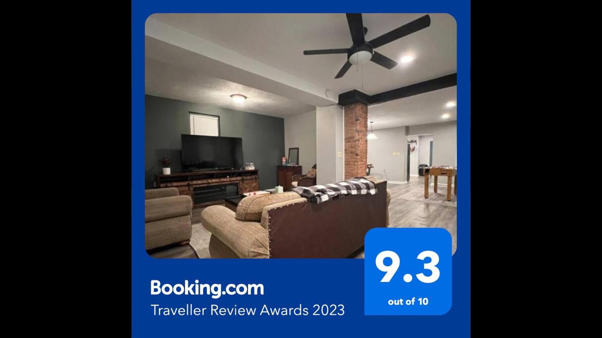 Cleveland Vacations - Stylish Pet Friendly 3 Bedroom House - Property Image 29