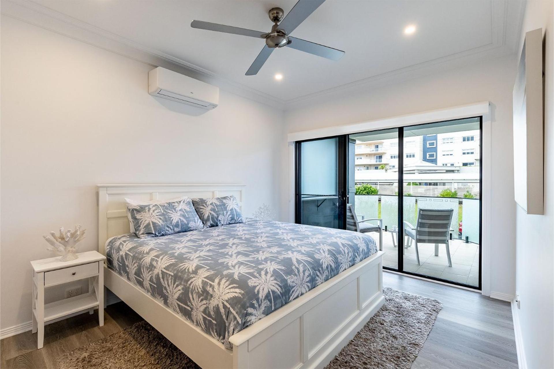 Beach Haven 3a Messines Street 4 Minute walk to the beach Wifi Air Con