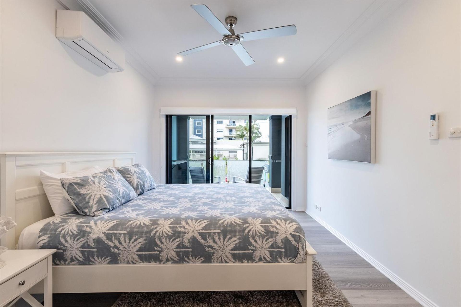 Beach Haven 3a Messines Street 4 Minute walk to the beach Wifi Air Con