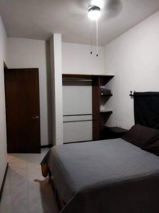 Casa totalmente nueva,2 cuartos 2 baños -Muy Segura view 4