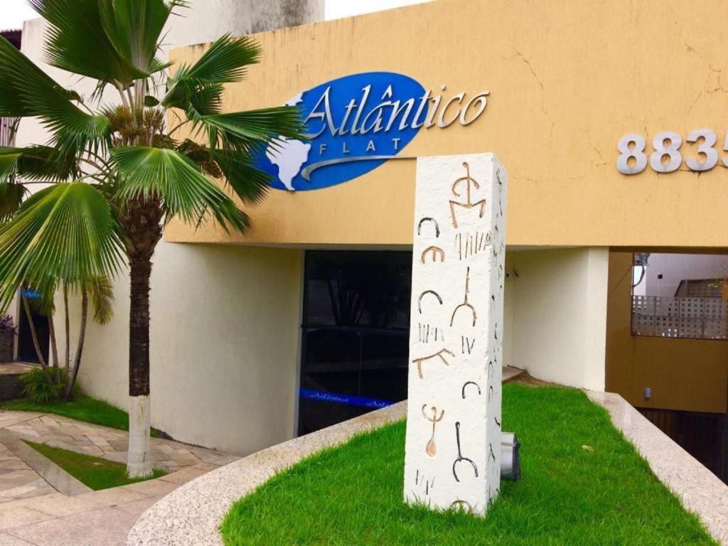 Atlântico Flat -207- Vista ao Mar e Pé na Areia