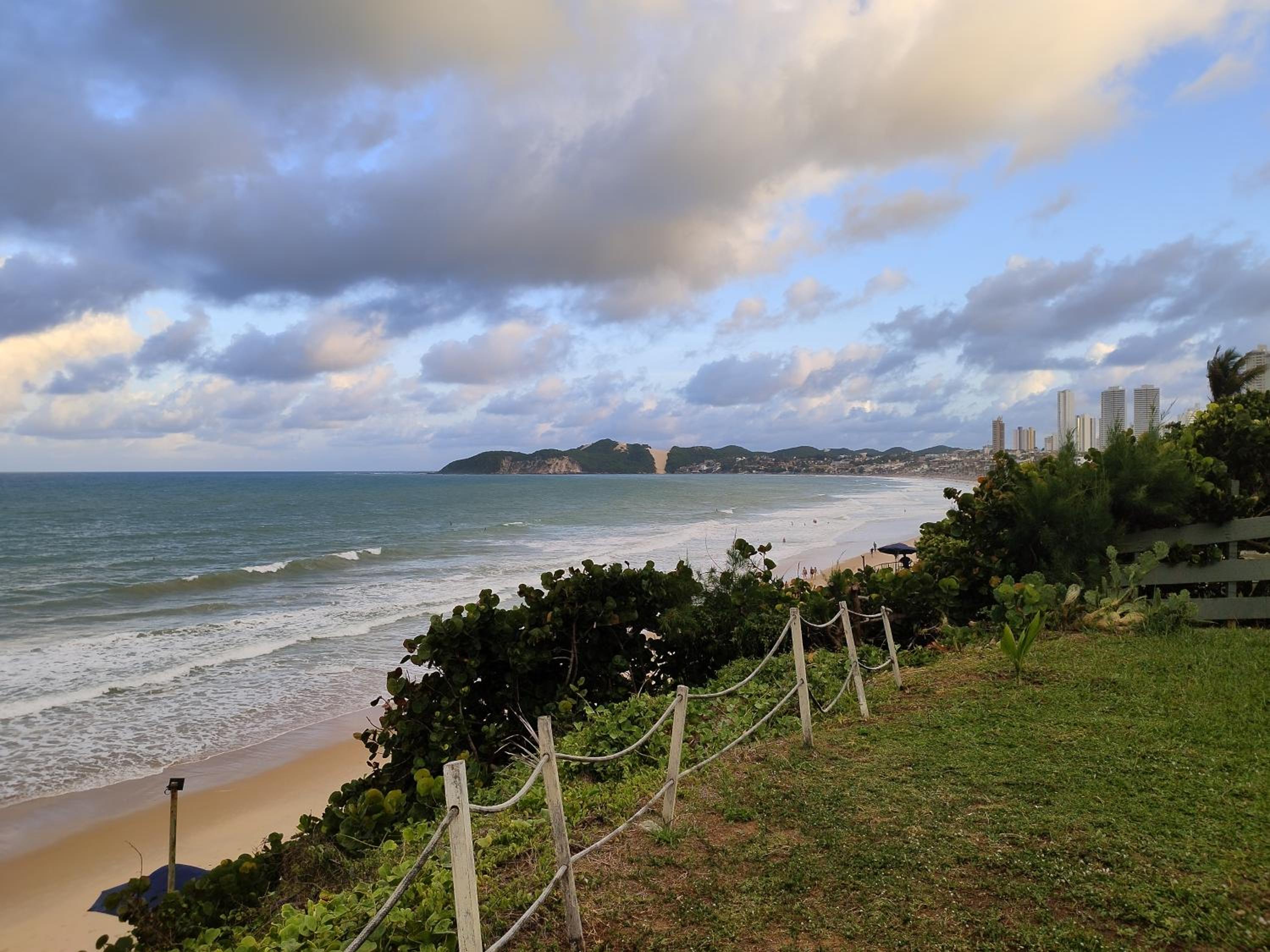 Atlântico Flat -207- Vista ao Mar e Pé na Areia