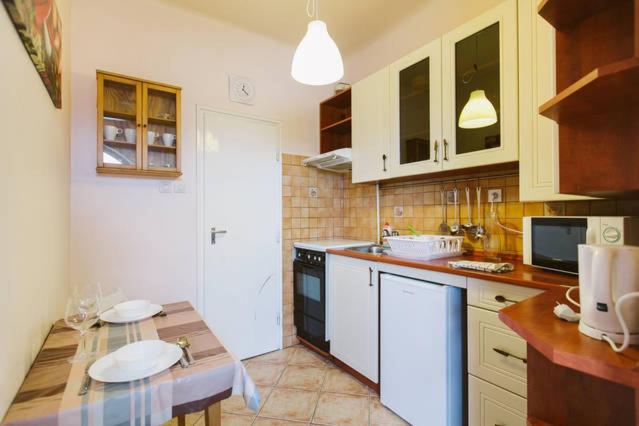 Comedy Apartment
